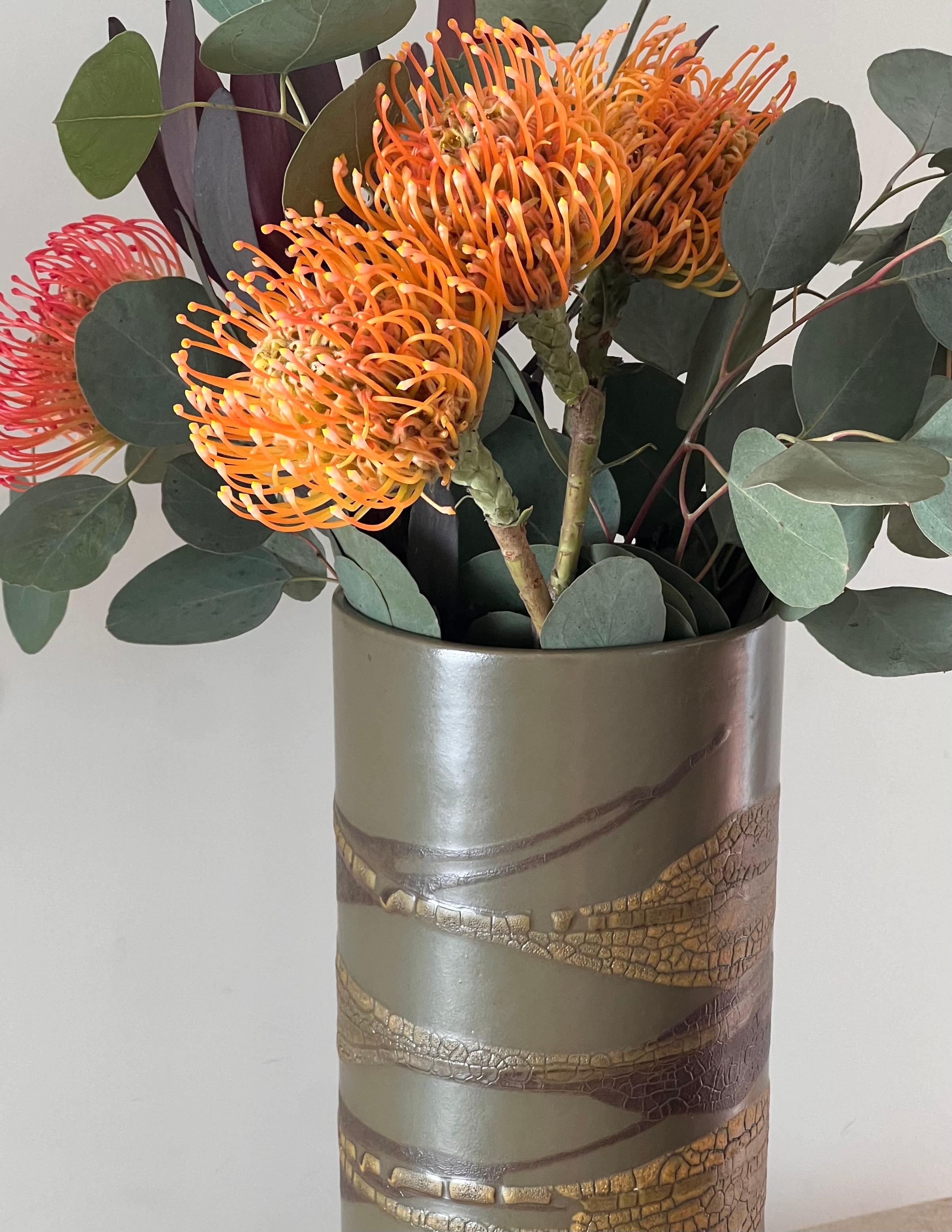 Vase en céramique Earthwrap à glaçure de lave, The Moderns Modernity, par Haeger, circa 1965 en vente 10