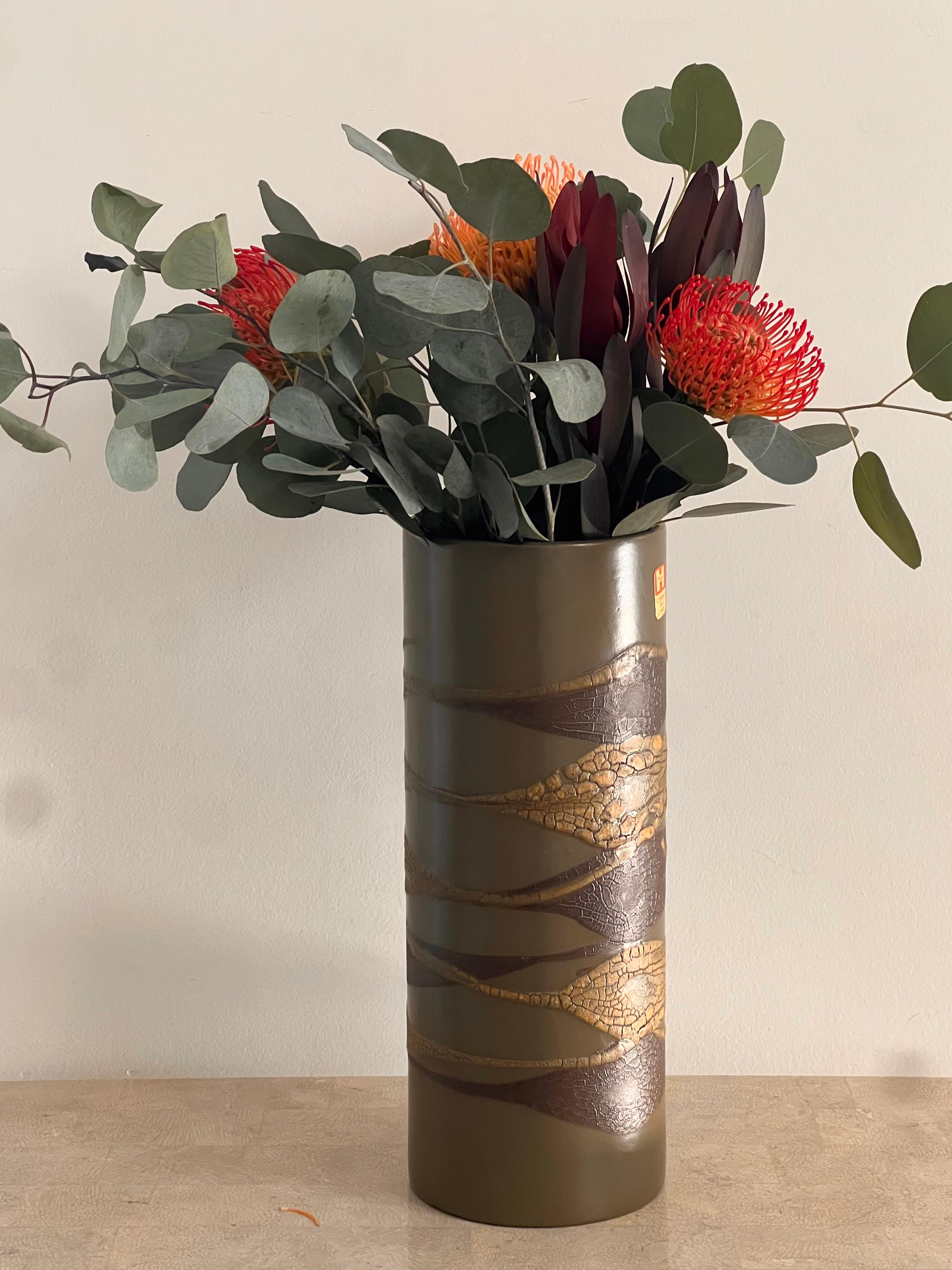 Vase en céramique Earthwrap à glaçure de lave, The Moderns Modernity, par Haeger, circa 1965 en vente 13