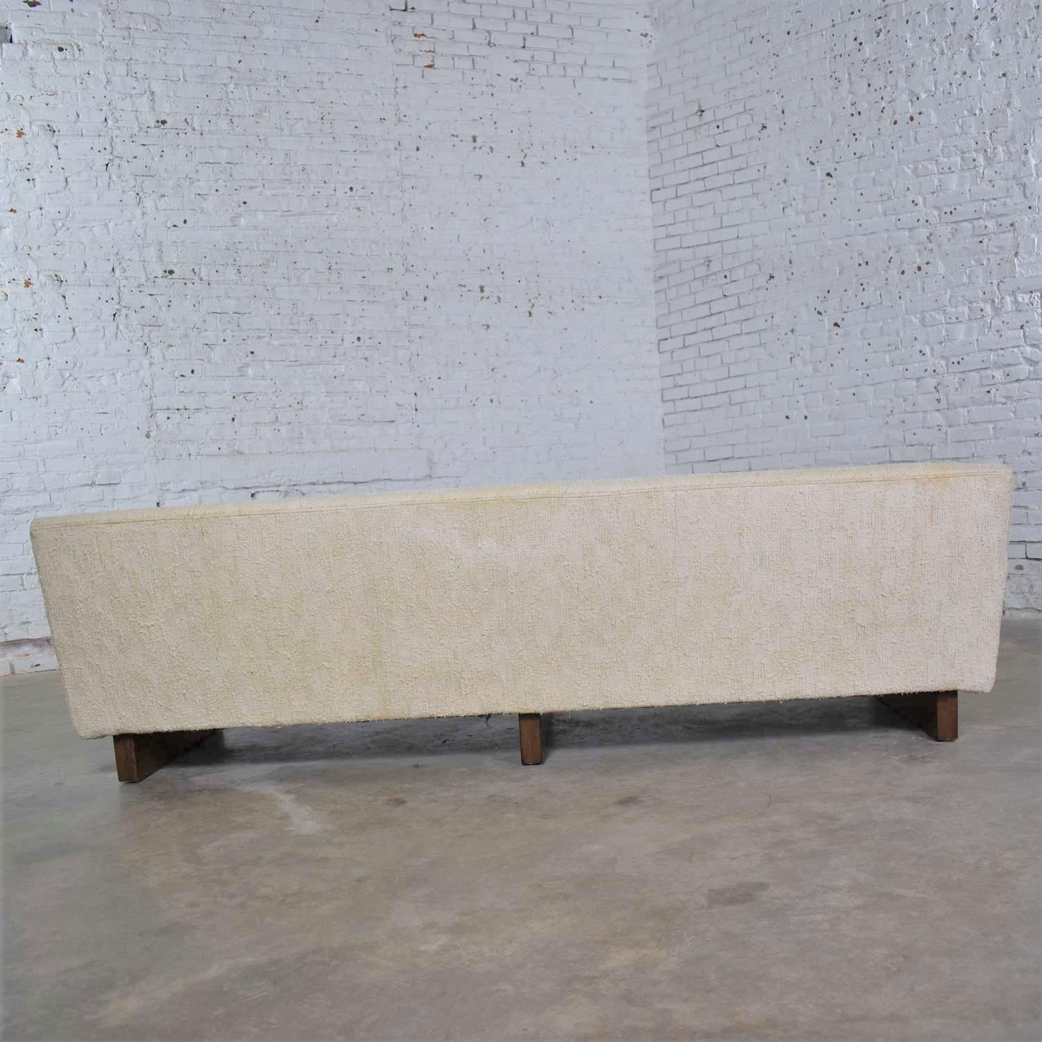 Mid-Century Modern Lawson Style White Sofa by Flair Division for Bernhardt 3
