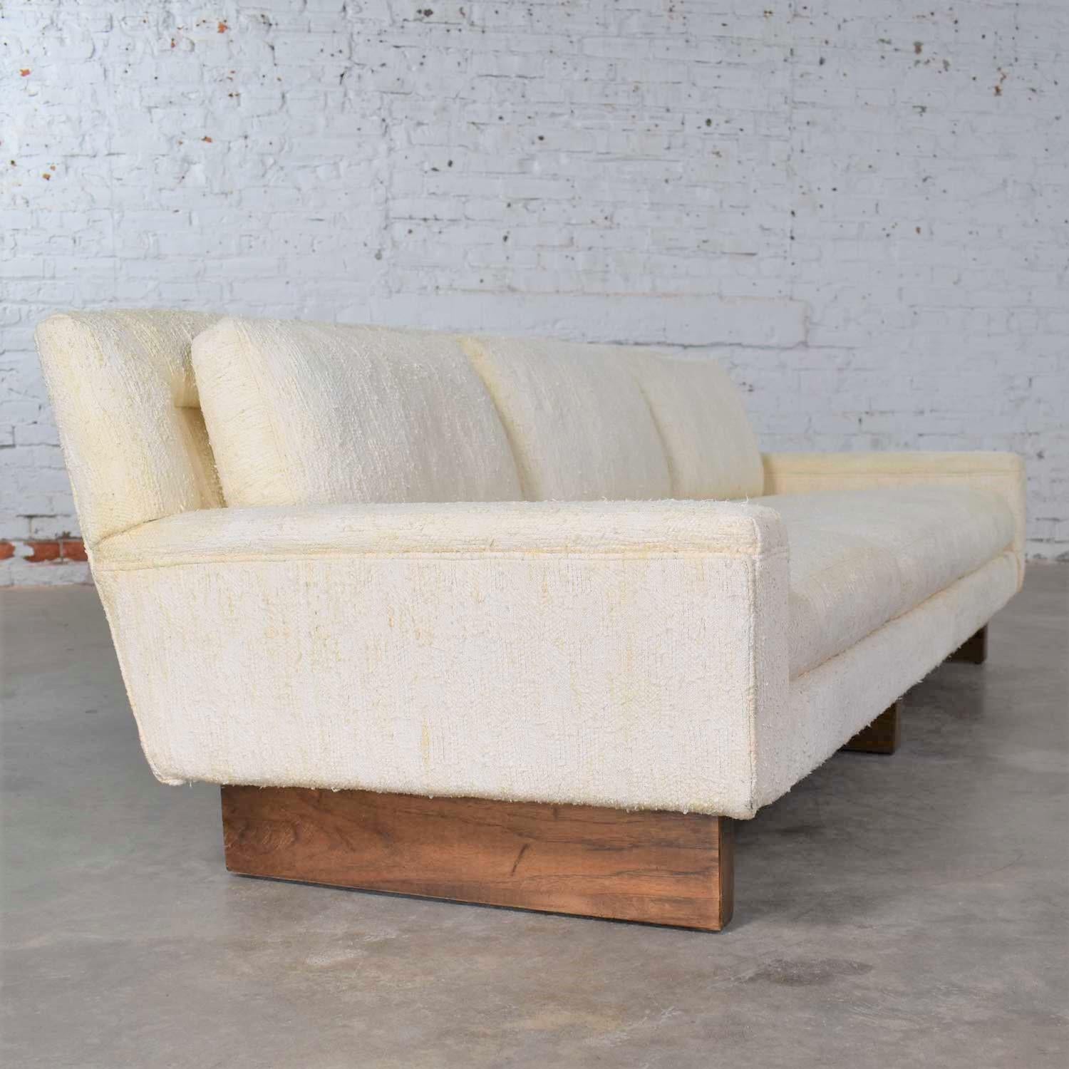 20th Century Mid-Century Modern Lawson Style White Sofa by Flair Division for Bernhardt