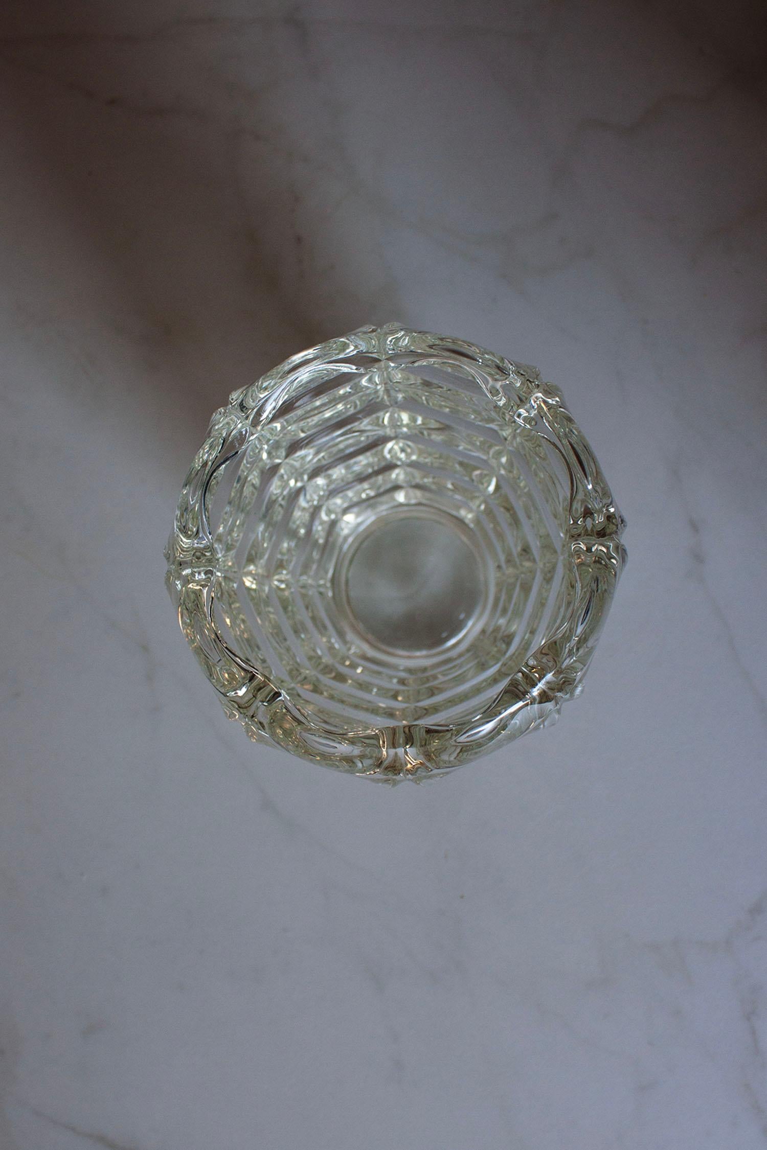 Fatto a mano Vaso di Murano in vetro trasparente stratificato in stile metà secolo moderno in vendita