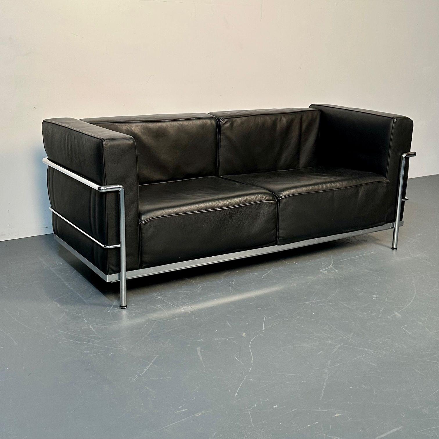 Chrome Mid-Century Modern LC2 Sofa by Le Corbusier, Black Leather, Two Seater, Perriand