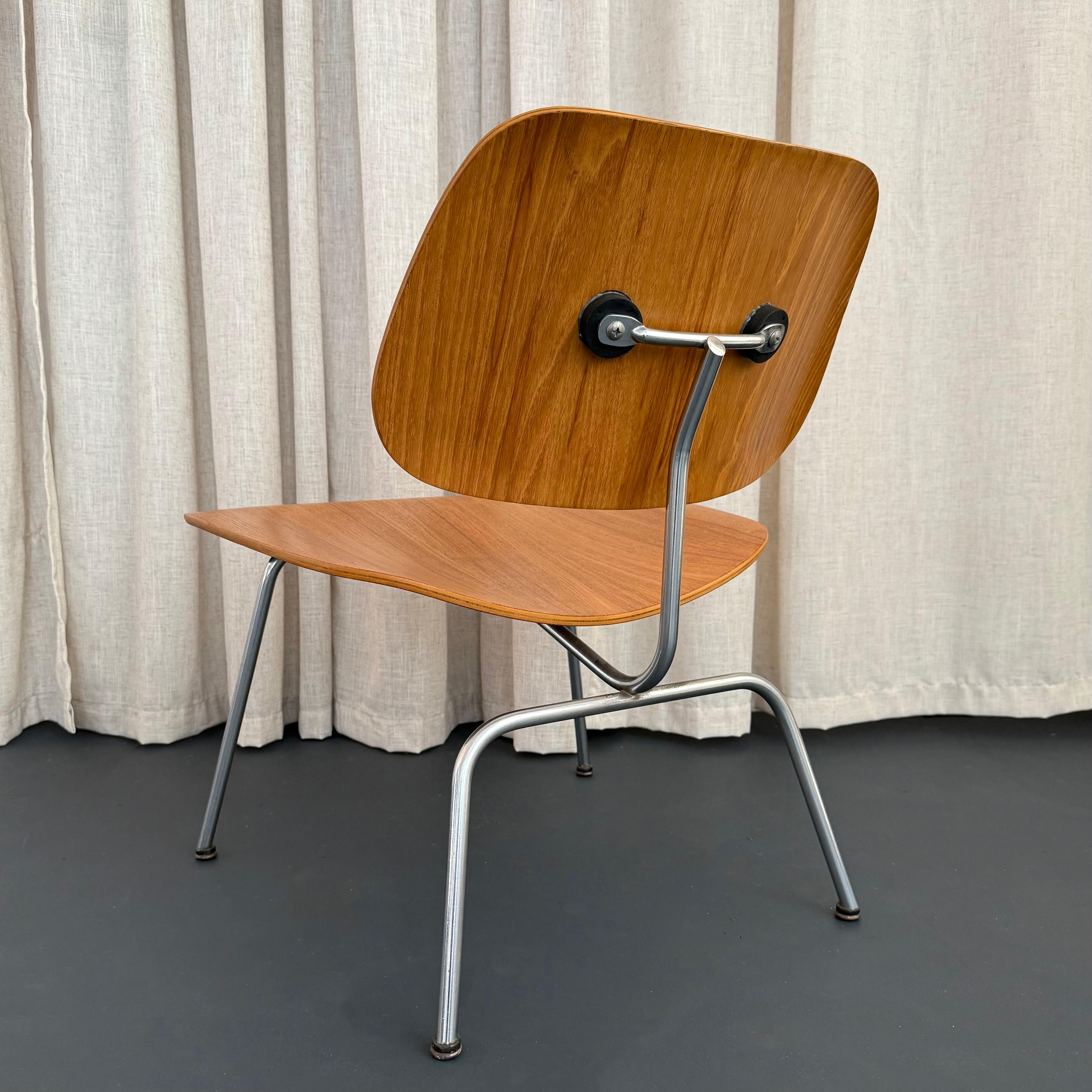 Silla moderna de mediados de siglo LCM de Charles and Ray Eames, Herman Miller en venta 1