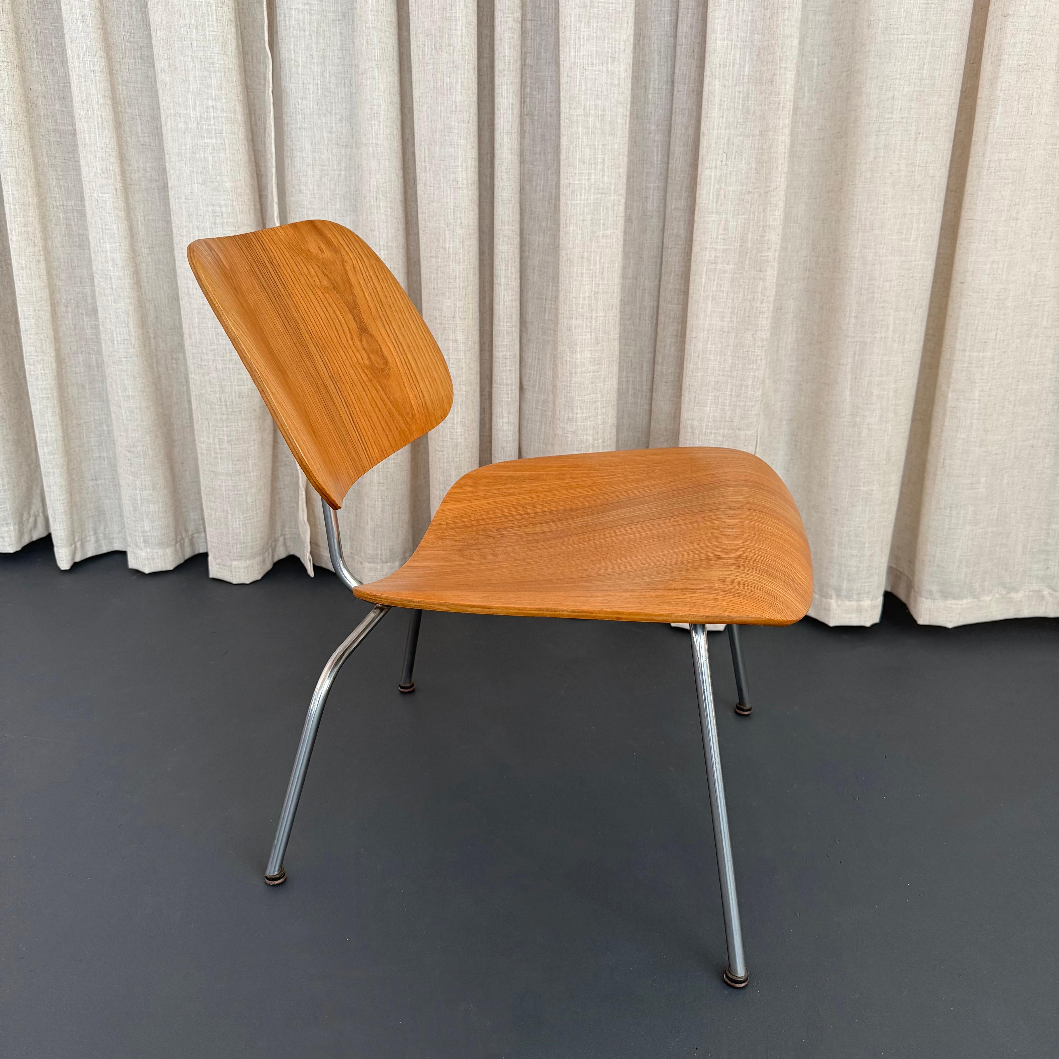 Silla moderna de mediados de siglo LCM de Charles and Ray Eames, Herman Miller en venta 2