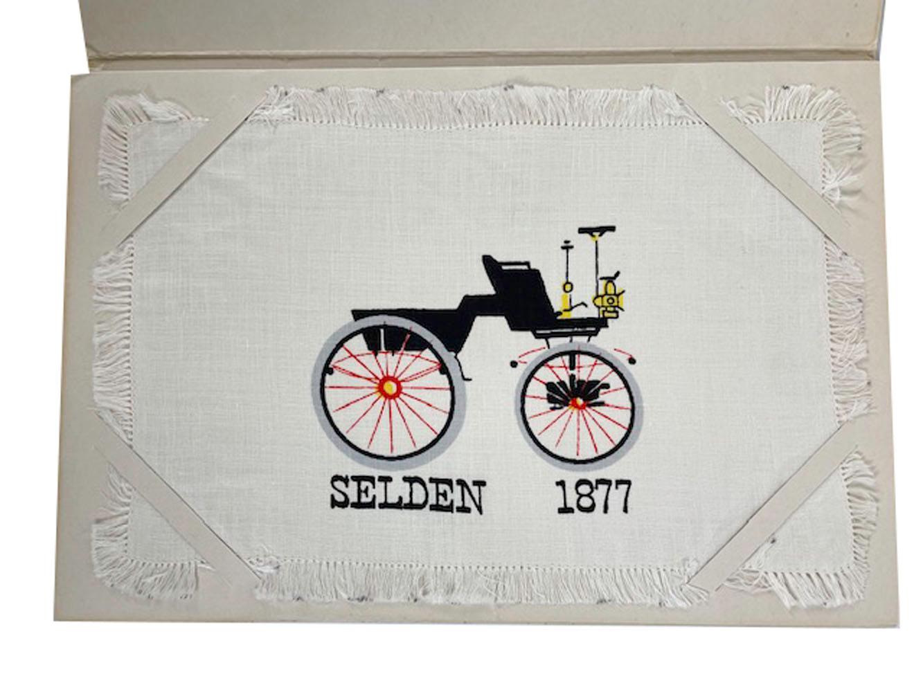 Mid-Century Modern Leder-Leinen-Cocktail Servietten mit pferdlosen Kutschen (20. Jahrhundert) im Angebot