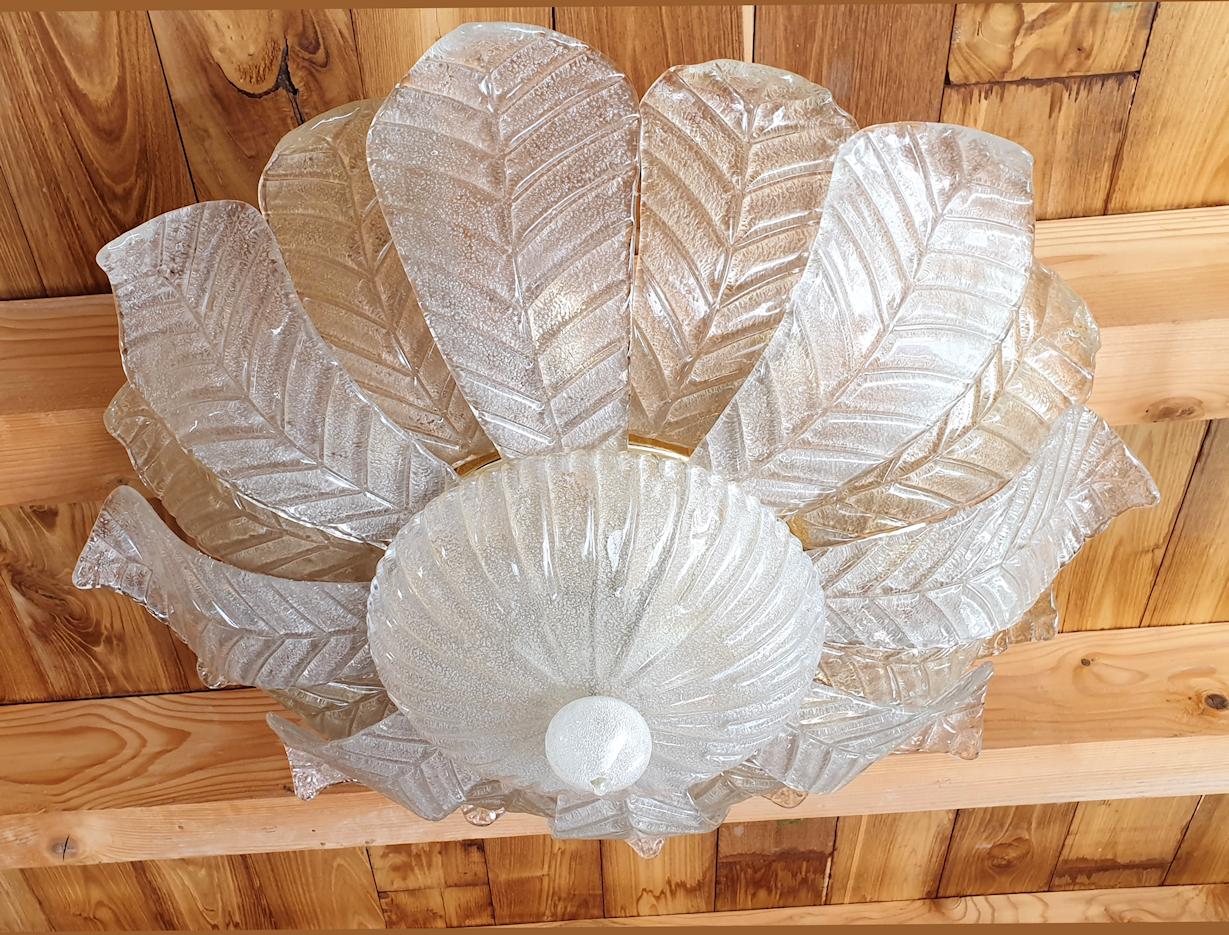 Mid-Century Modern Leaf Murano Glass Flushmount Light by Barovier, 1960 In Excellent Condition In Dallas, TX