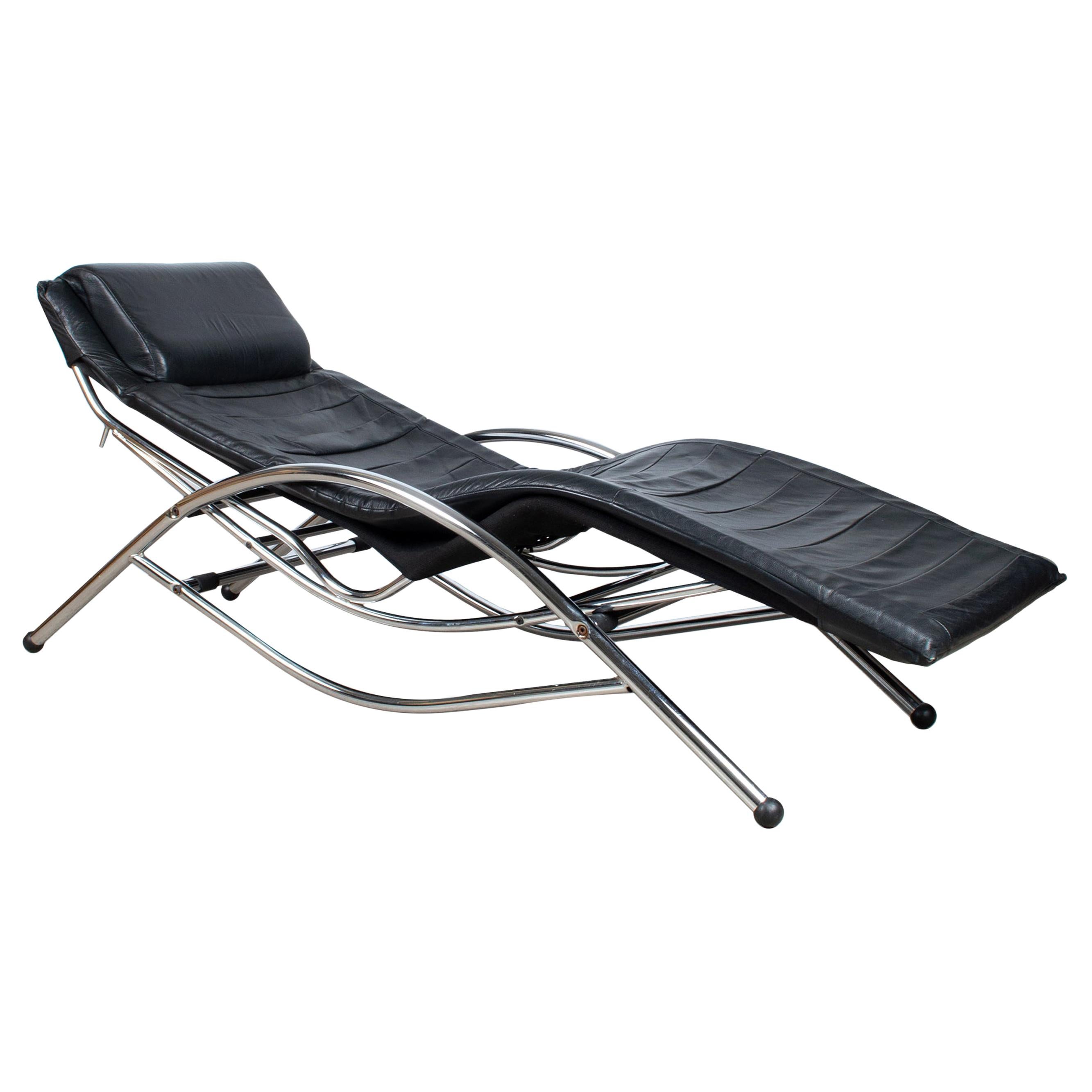 Mid-Century Modern Leather and Chrome Chaise Longue Daybed, Belgium, circa 1980 For Sale