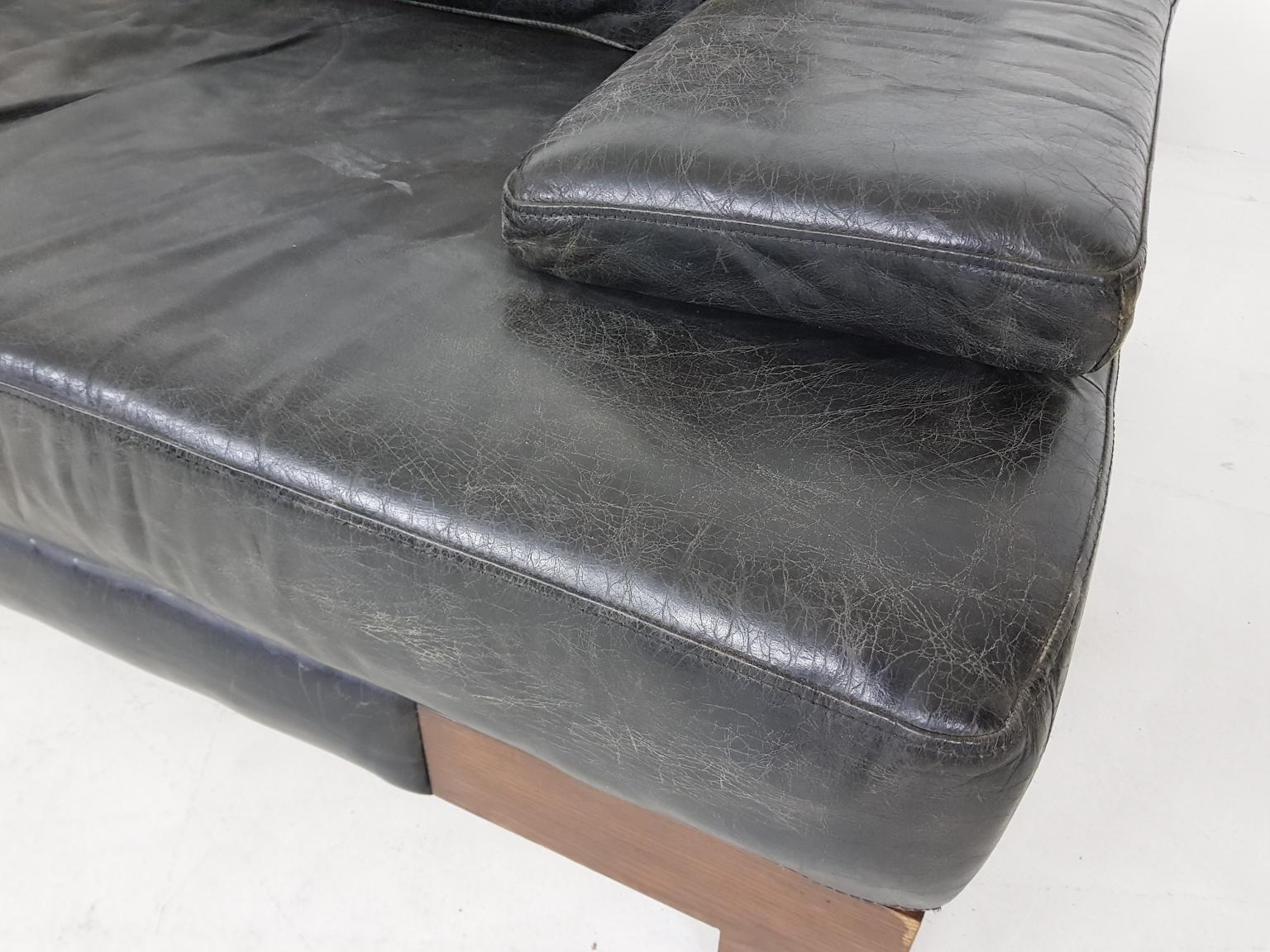 Mid-Century Modern Leather and Wenge Sofa or Daybed 7