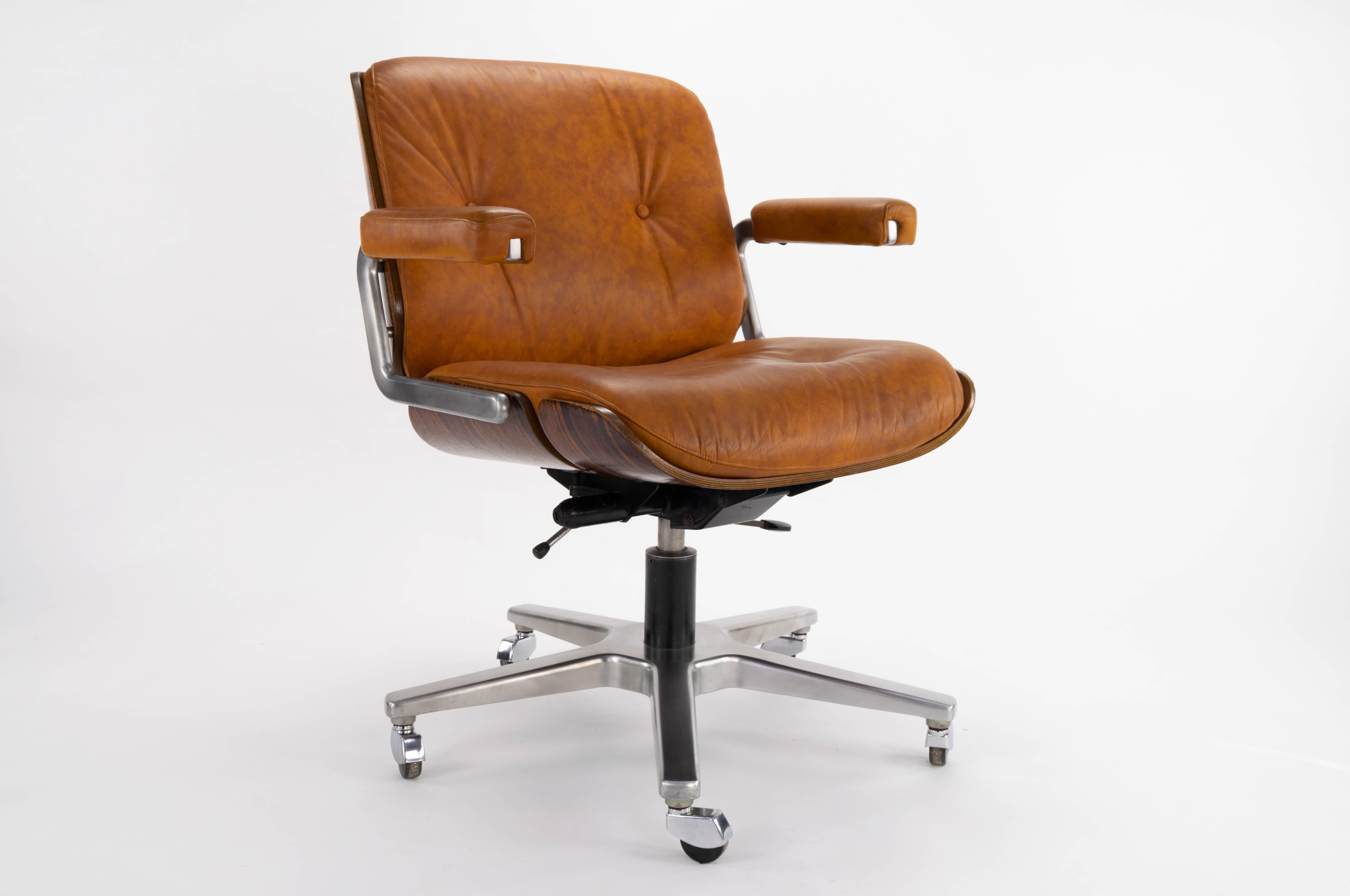 Mid-Century Modern Leather Armchair by Martin Stoll for Giroflex, Switzerland 1