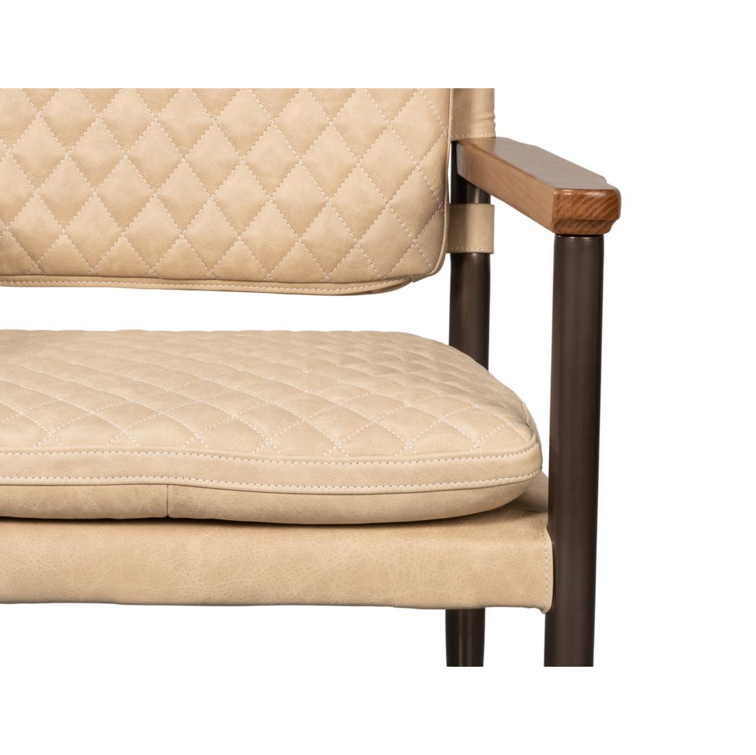 Poltrona in pelle moderna di metà secolo - Crema Cappuccino in vendita 2