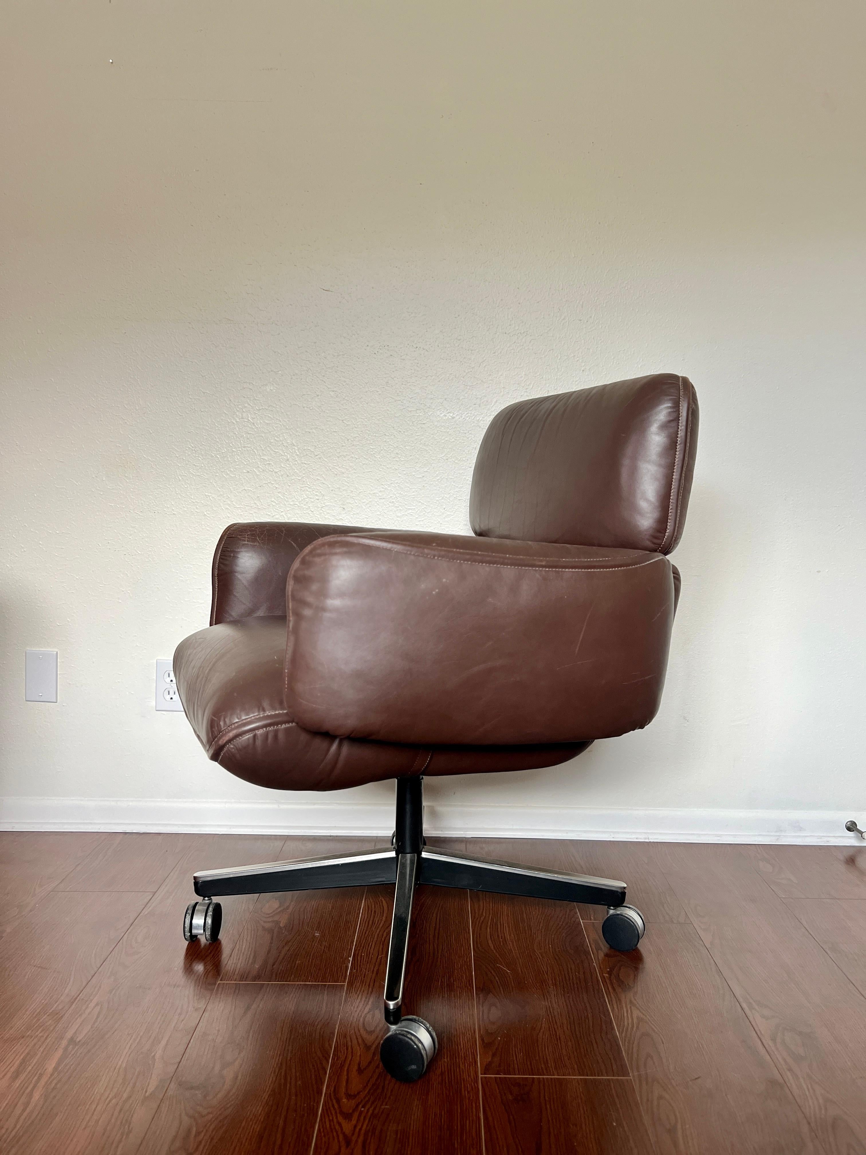Mid-Century Modern Leather Desk Chair by Otto Zapf for Knoll International 1970s 3