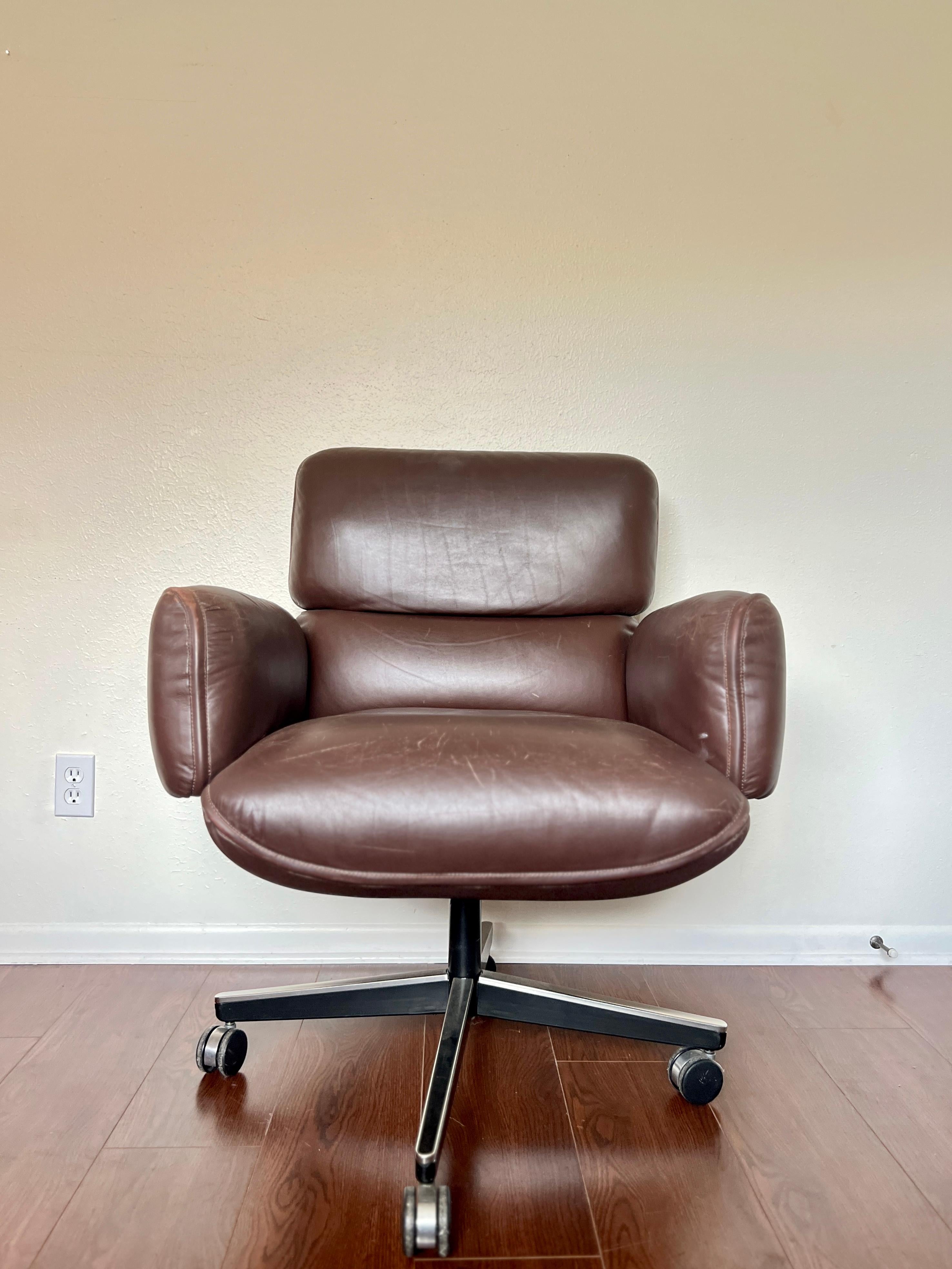 Mid-Century Modern Leather Desk Chair by Otto Zapf for Knoll International 1970s 5