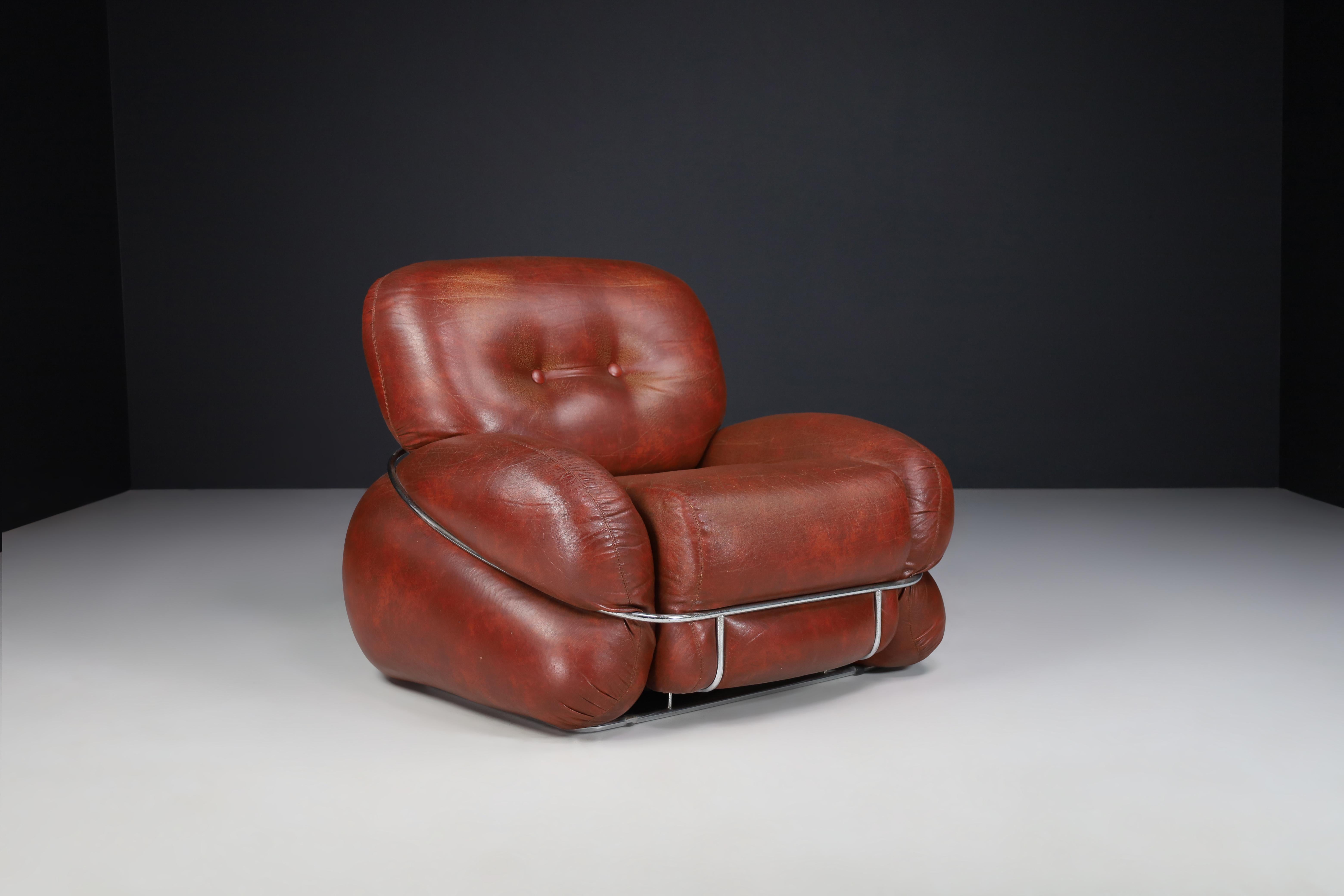 Fauteuils de salon/fauteuils en cuir modernes du milieu du siècle dernier par Adriano Piazzesi, Italie 1970 en vente 5