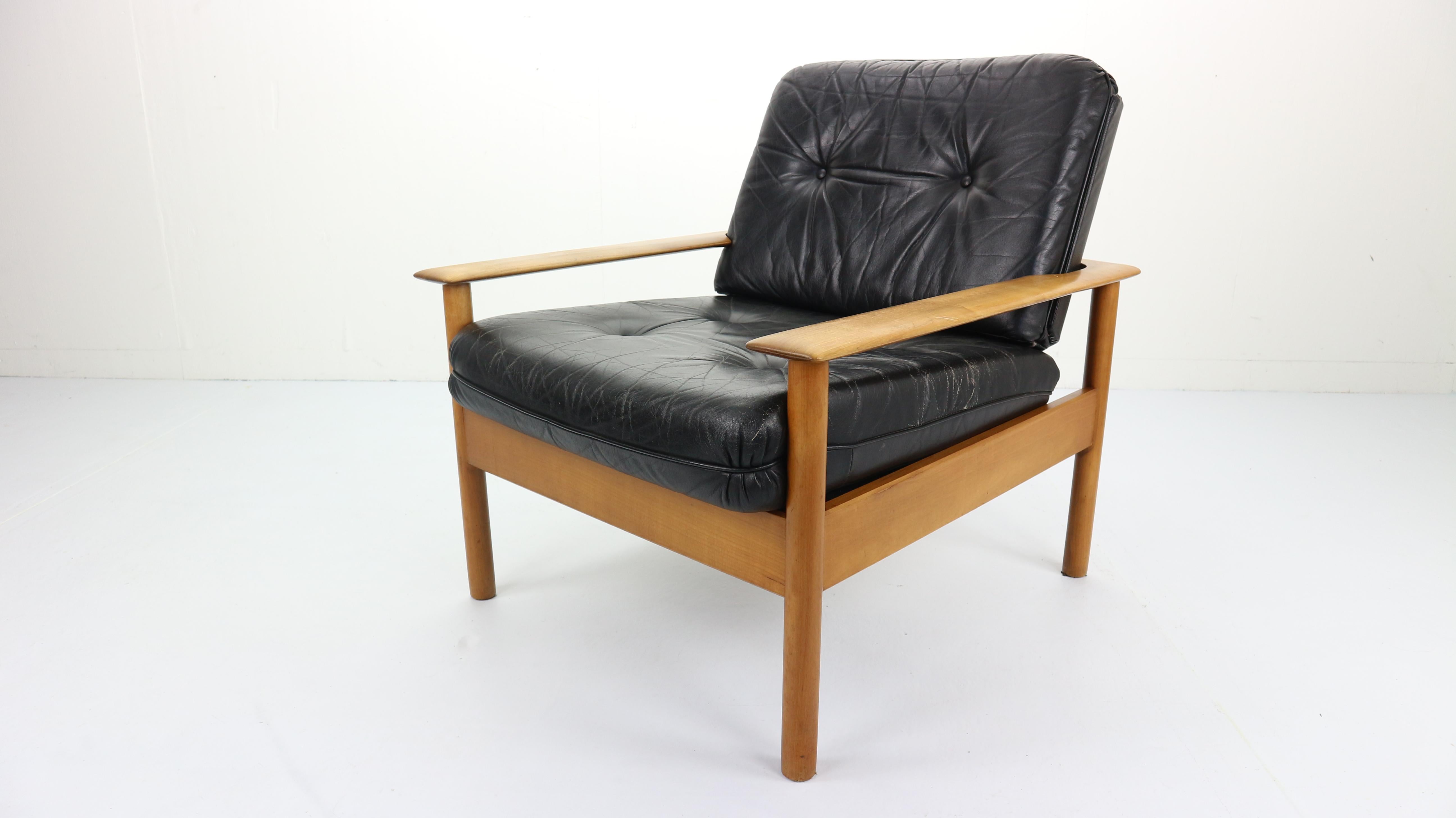 Mid-Century Modern Leather Lounge Chair, Scandinavian Design, 1960s 7