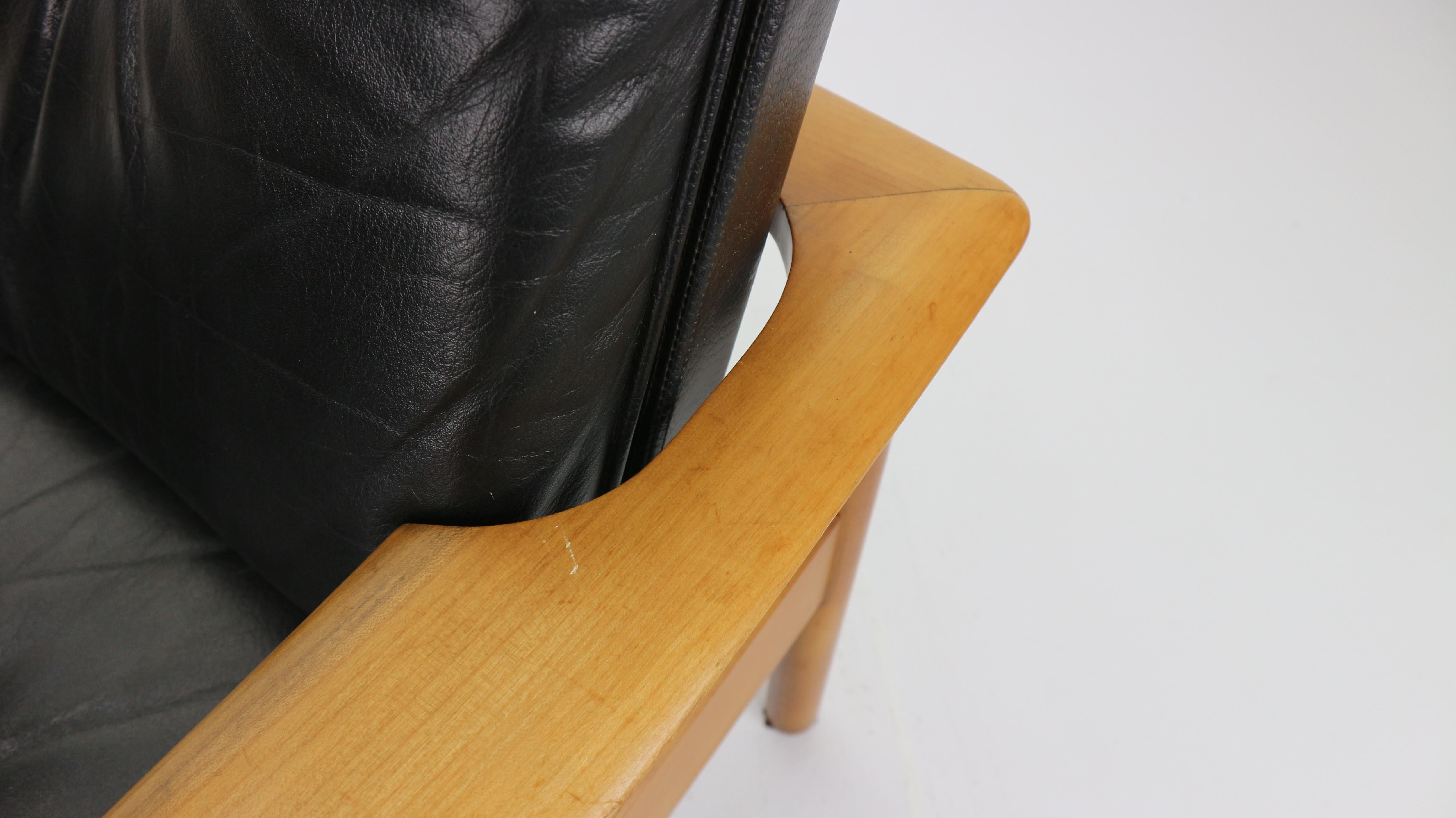 Mid-Century Modern Leather Lounge Chair, Scandinavian Design, 1960s 11