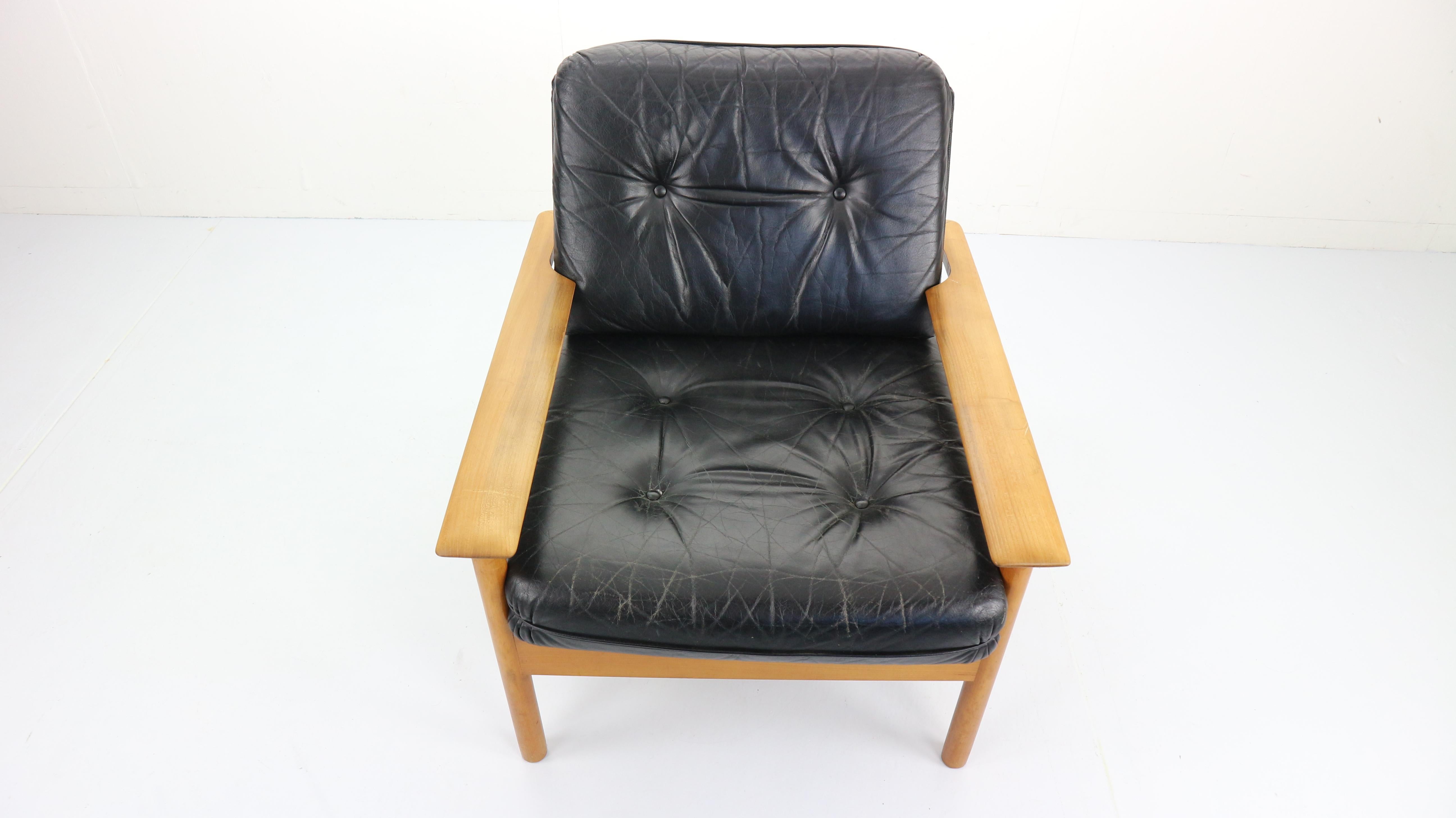 Mid-Century Modern Leather Lounge Chair, Scandinavian Design, 1960s 5