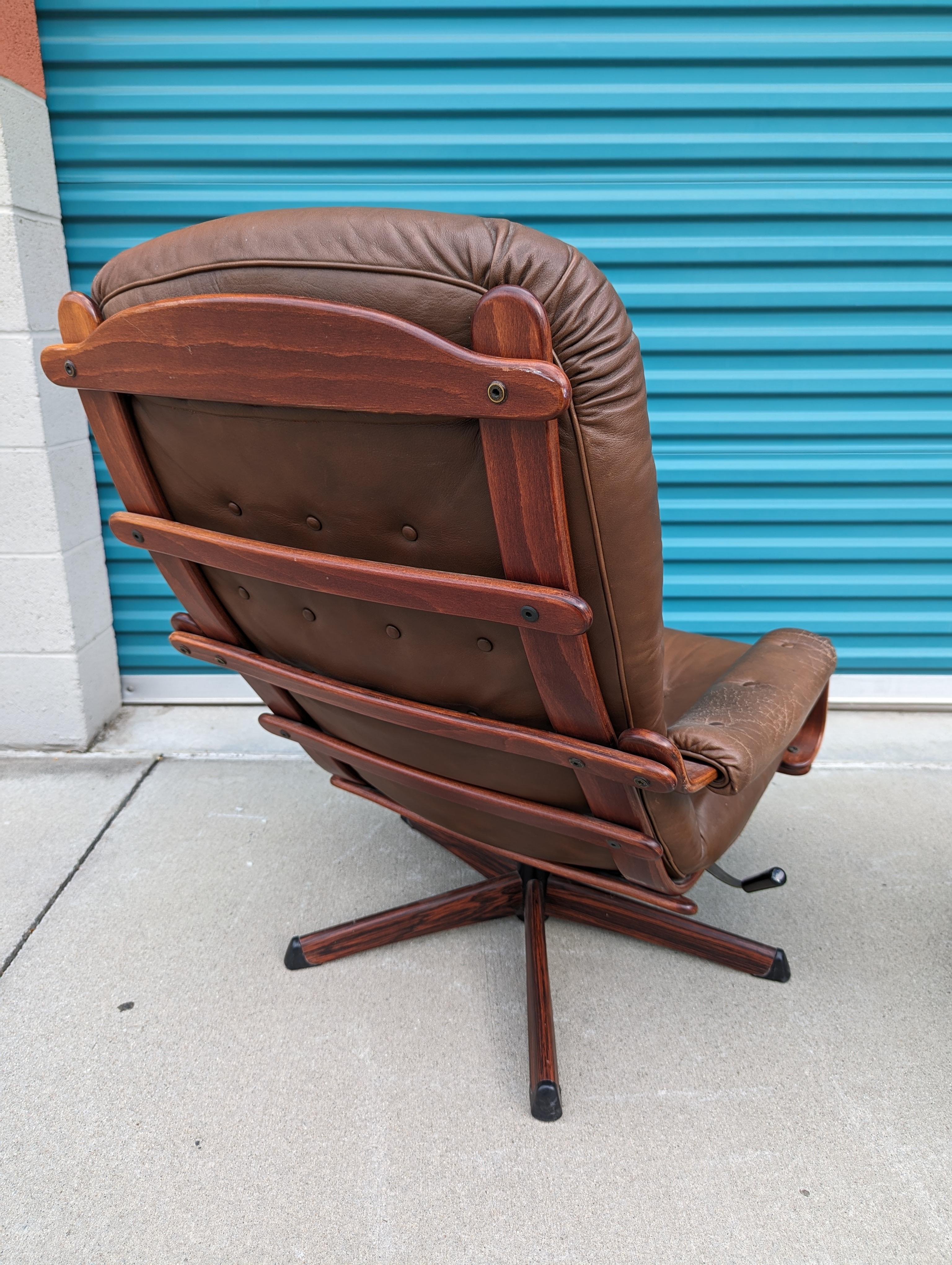 Mid Century Modern Leather Lounge Chairs w/ Ottoman by Göte Möbler, c1970s 3