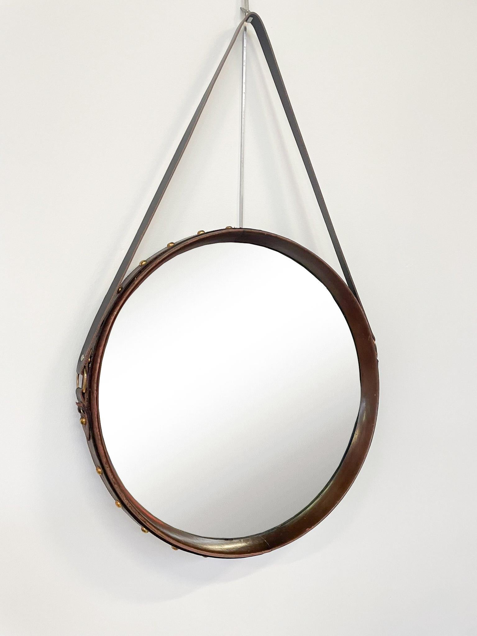 Mid-Century Modern Leather Mirror, Italian, 1950s In Good Condition For Sale In Brussels, BE