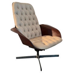 Mid-Century Modern Leather "Mr. Chair" By George Mulhauser For Plycraft