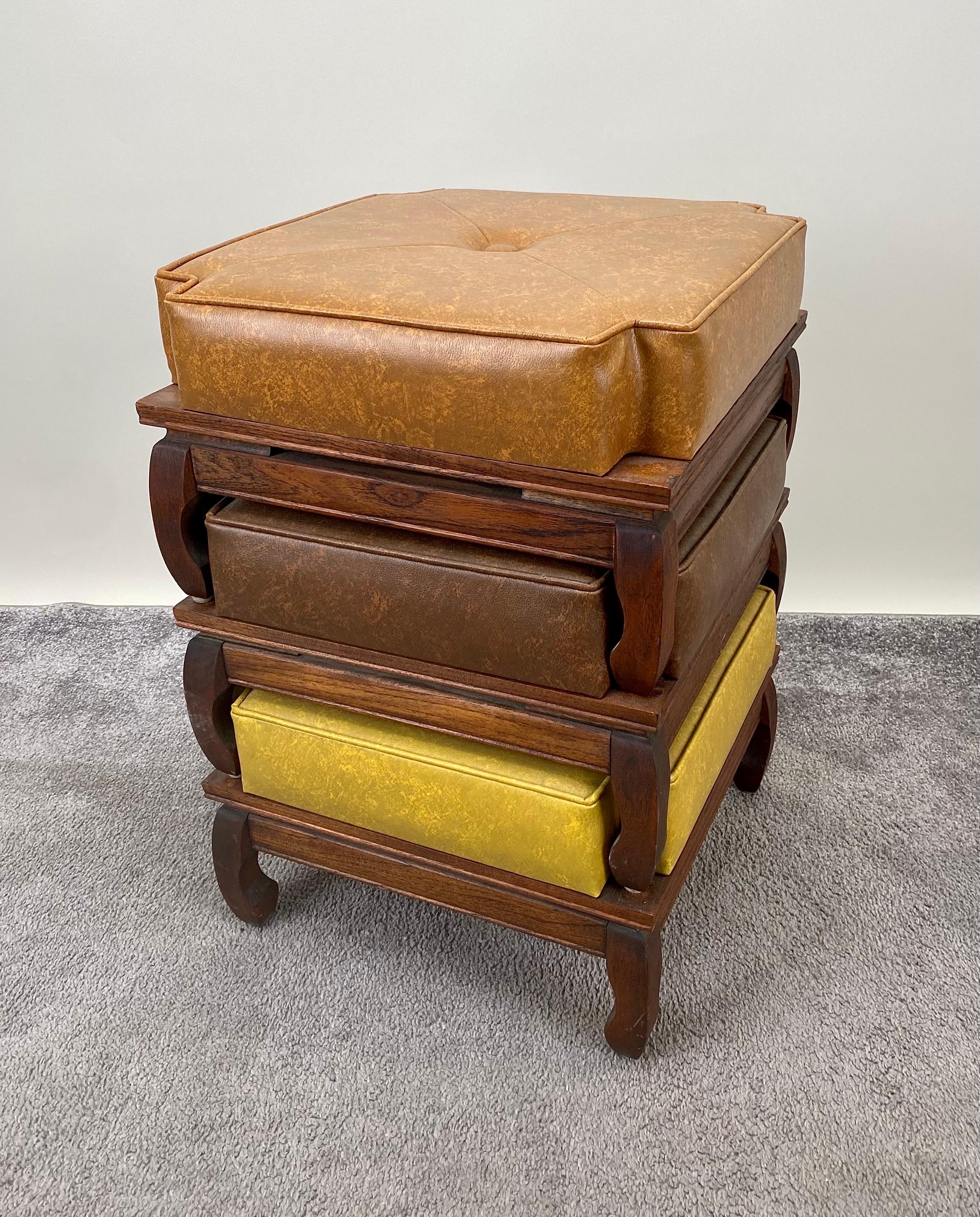 Mid-Century Modern Leather Nesting Stackable Ottoman Stools, 3 Pcs  In Good Condition For Sale In Plainview, NY