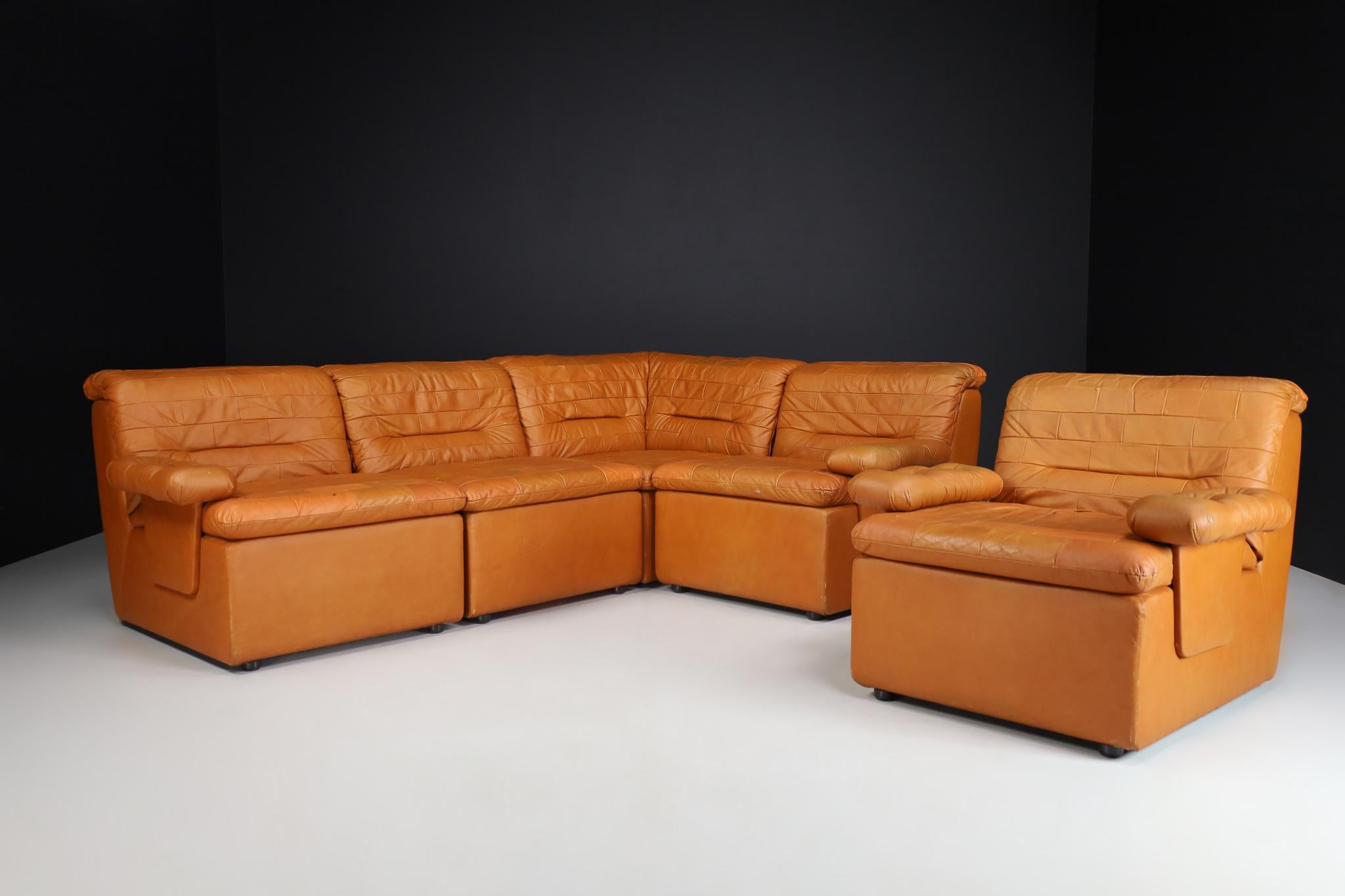 Mid-Century Modern Leather Patchwork Lounge Sofa/Living Room Set/5 1960s For Sale 5