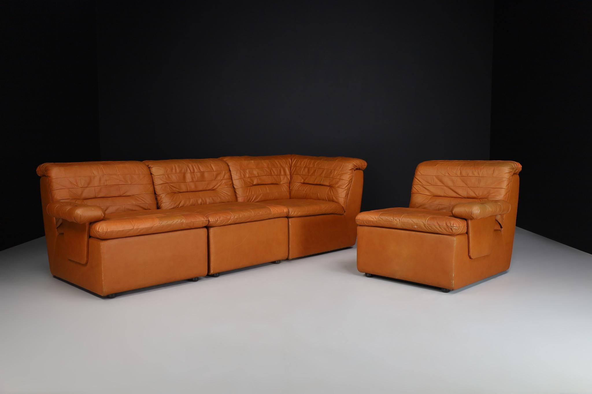 Mid-Century Modern Leather Patchwork Lounge Sofa/Living Room Set/5 1960s For Sale 1