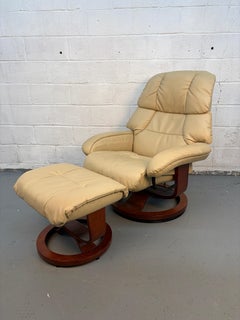 Mid-Century Modern Leather Reclining Lounge Chair & Ottoman