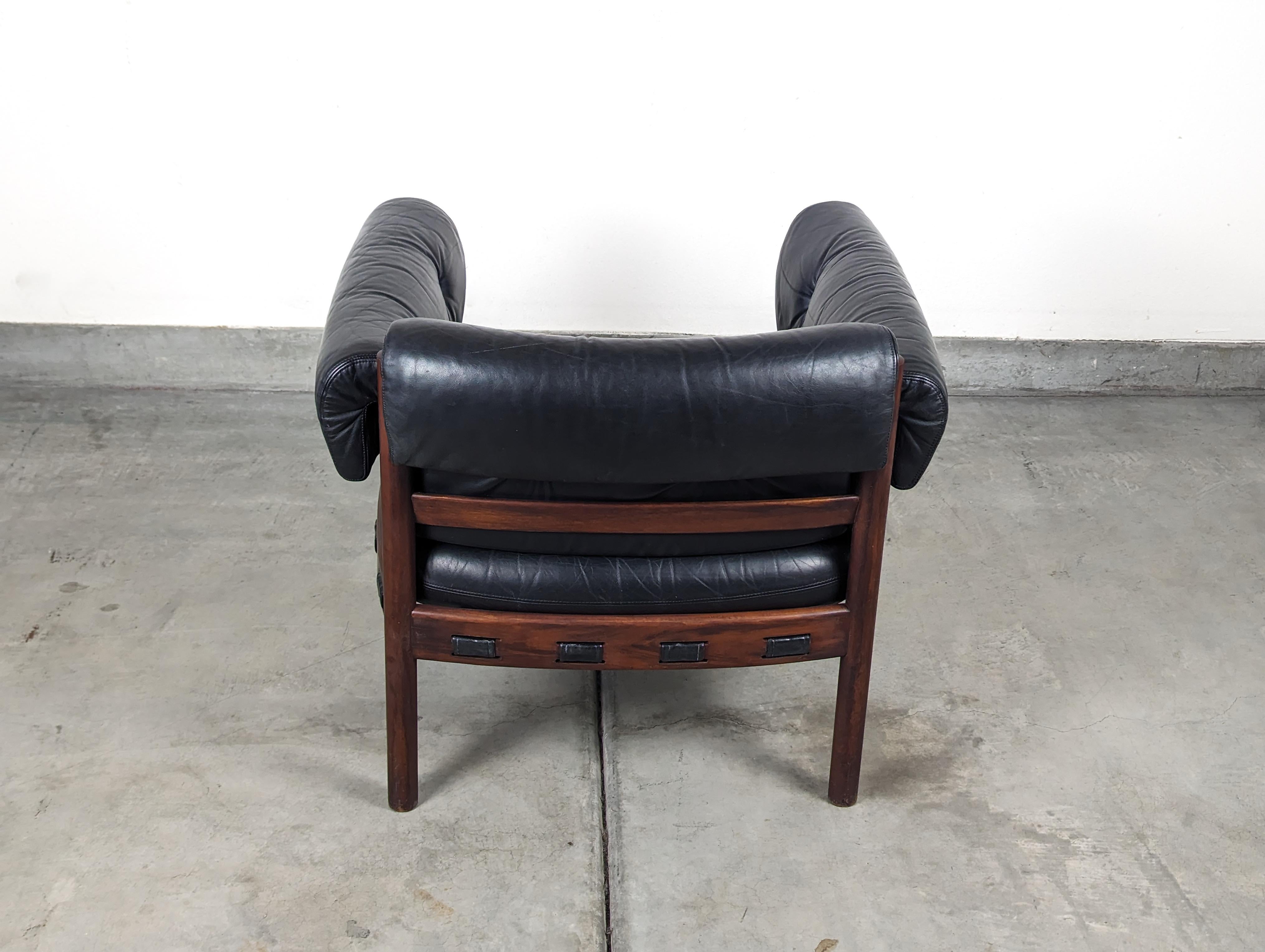 Mid Century Modern Leather & Rosewood Lounge Chair by Arne Norell, c1960s For Sale 4