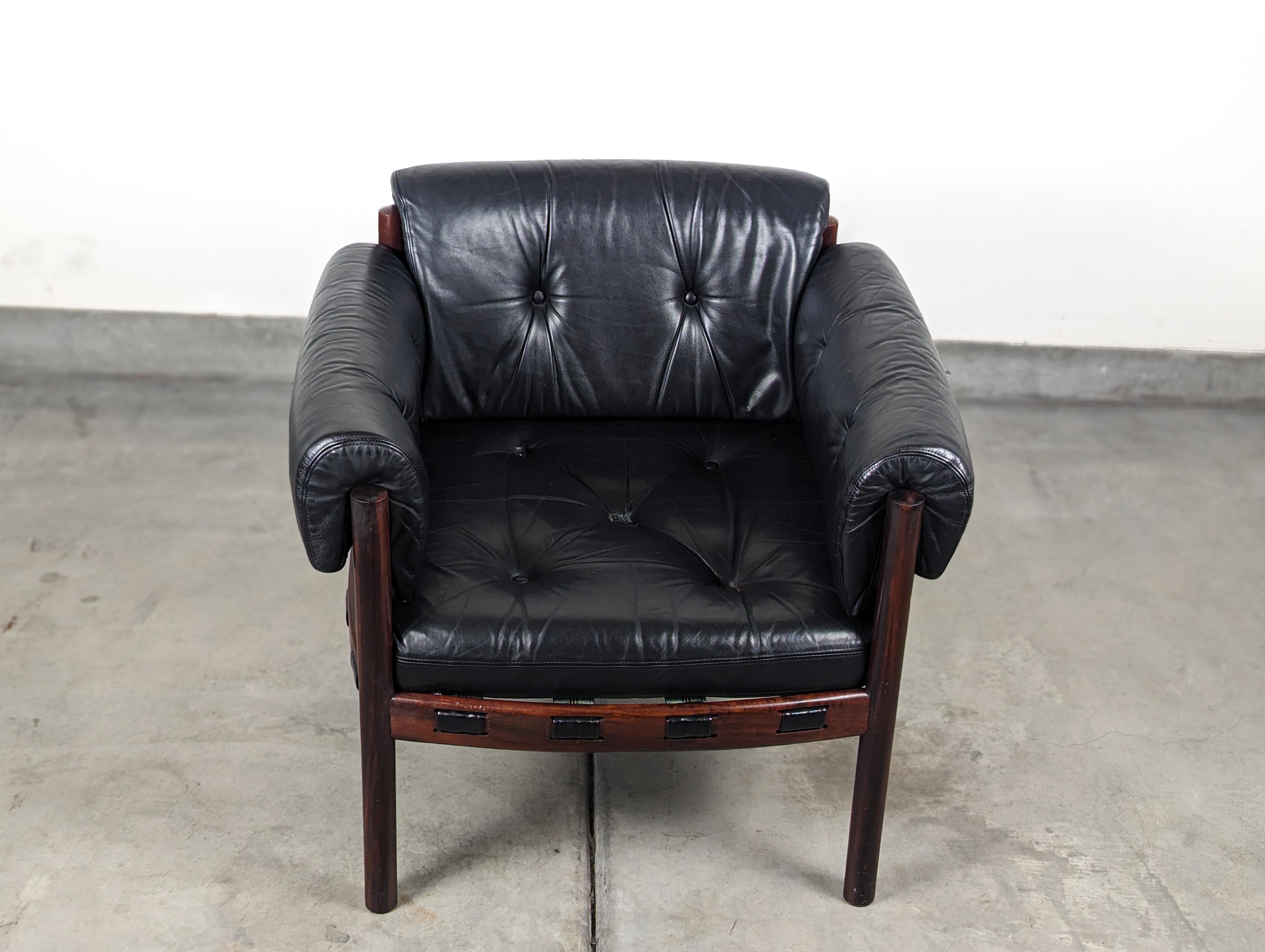 Mid Century Modern Leather & Rosewood Lounge Chair by Arne Norell, c1960s For Sale 7