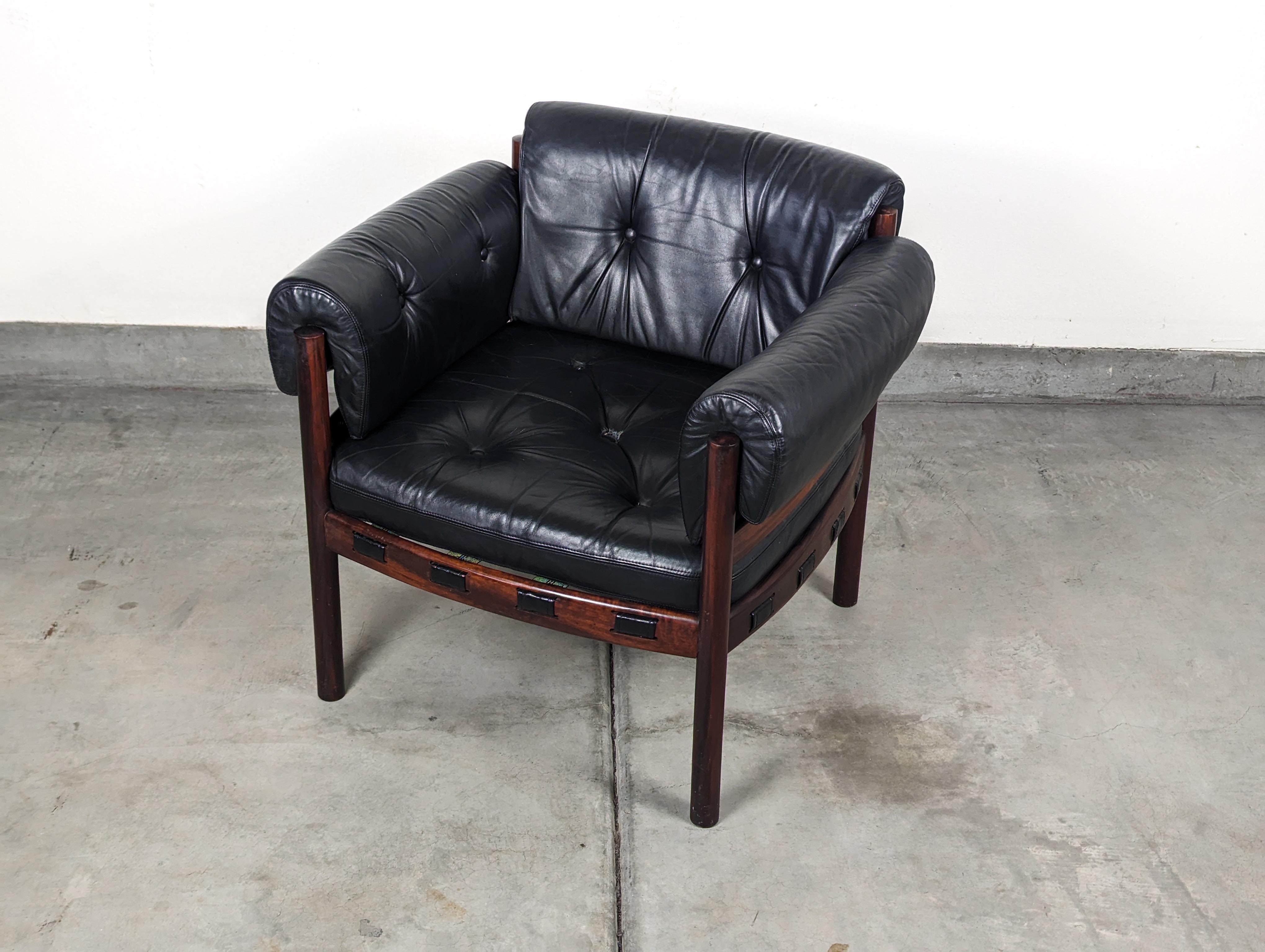 Mid Century Modern Leather & Rosewood Lounge Chair by Arne Norell, c1960s For Sale 2