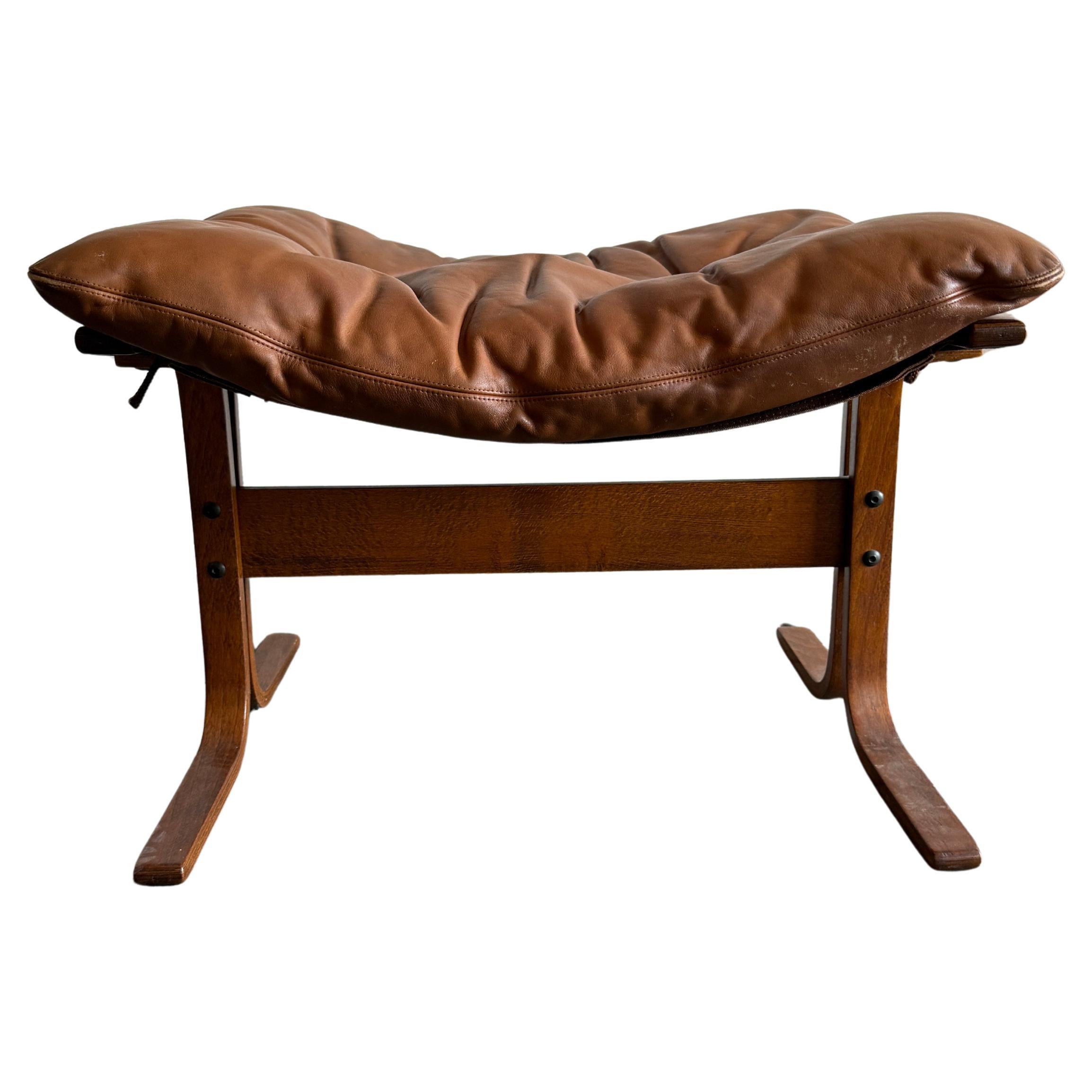 Mid century modern leather siesta ottoman by westnofa norway For Sale