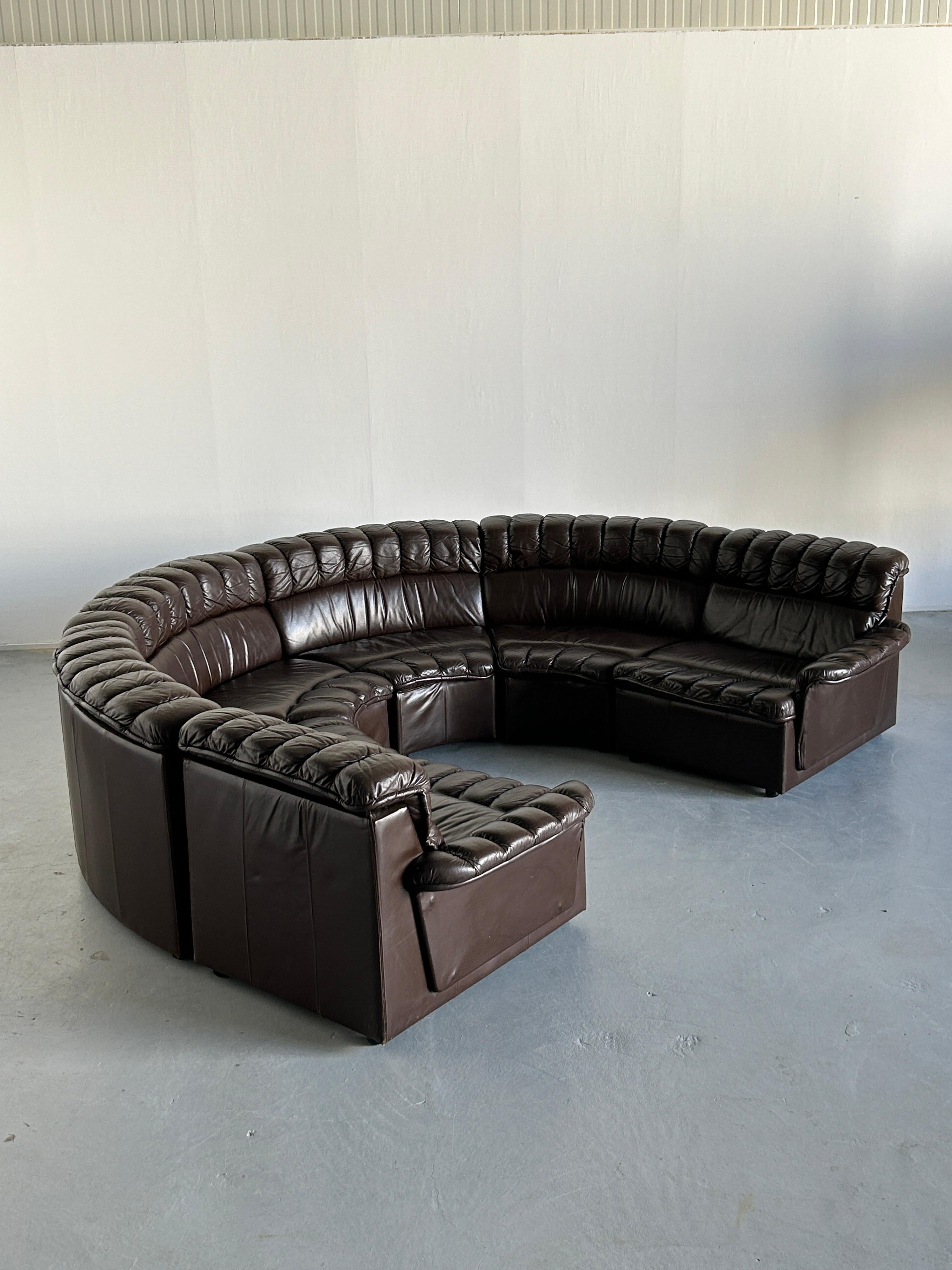 Mid-Century-Modern Leather Snake Sofa in style of De Sede DS-600 Non-Stop, 1970s For Sale 1