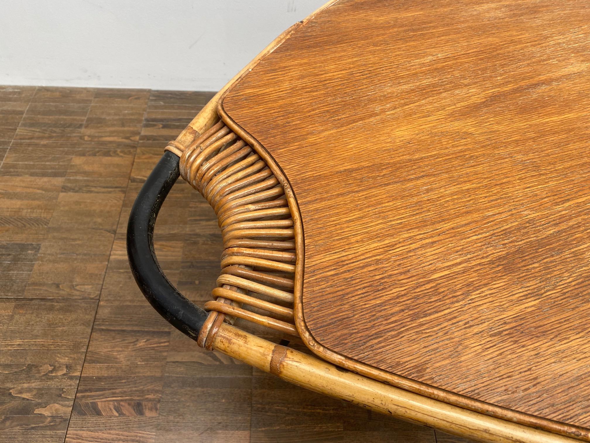 Table basse en bambou en forme de citron The Moderns en vente 2