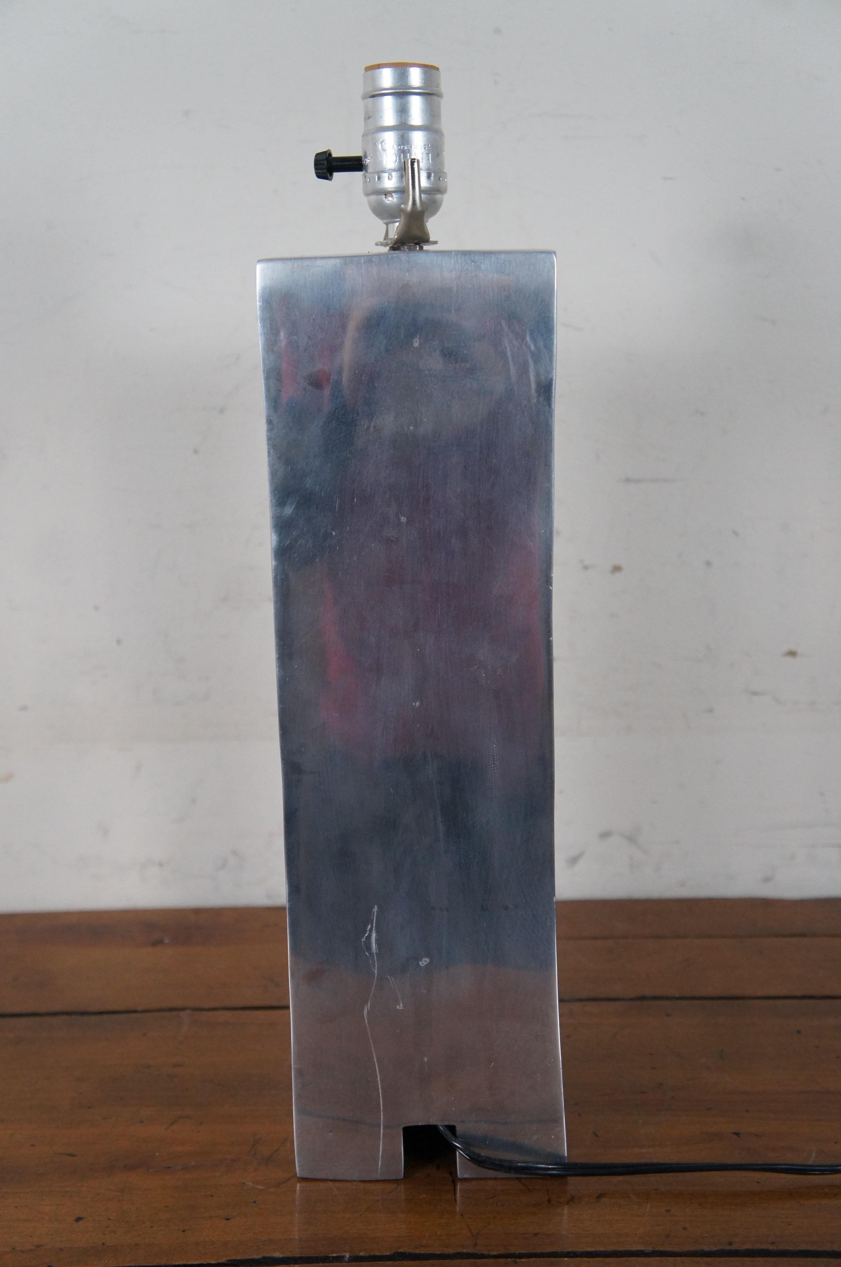 20th Century Mid-Century Modern Leonard R Foss Aluminum Chrome Rectangular Lamp MCM