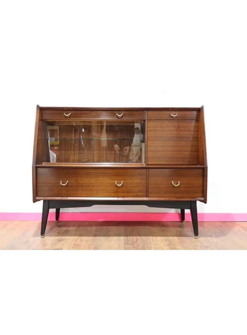 Mid Century Modern Librenza Credenza Buffet Sideboard Display Cabinet by G Plan For Sale 4