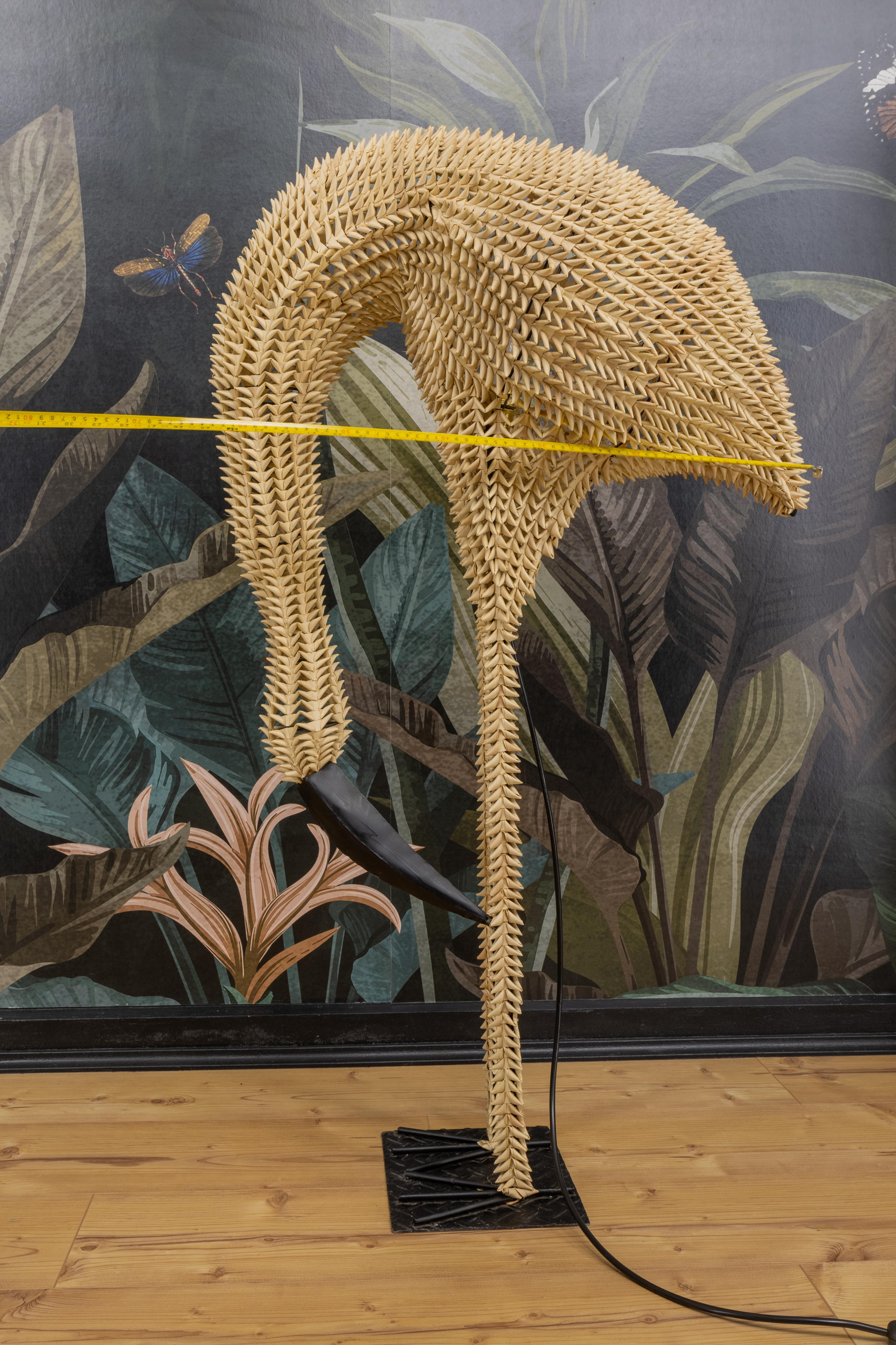 Lampada da terra a forma di uccello in rattan della metà del secolo scorso, 1960, europea in vendita 9