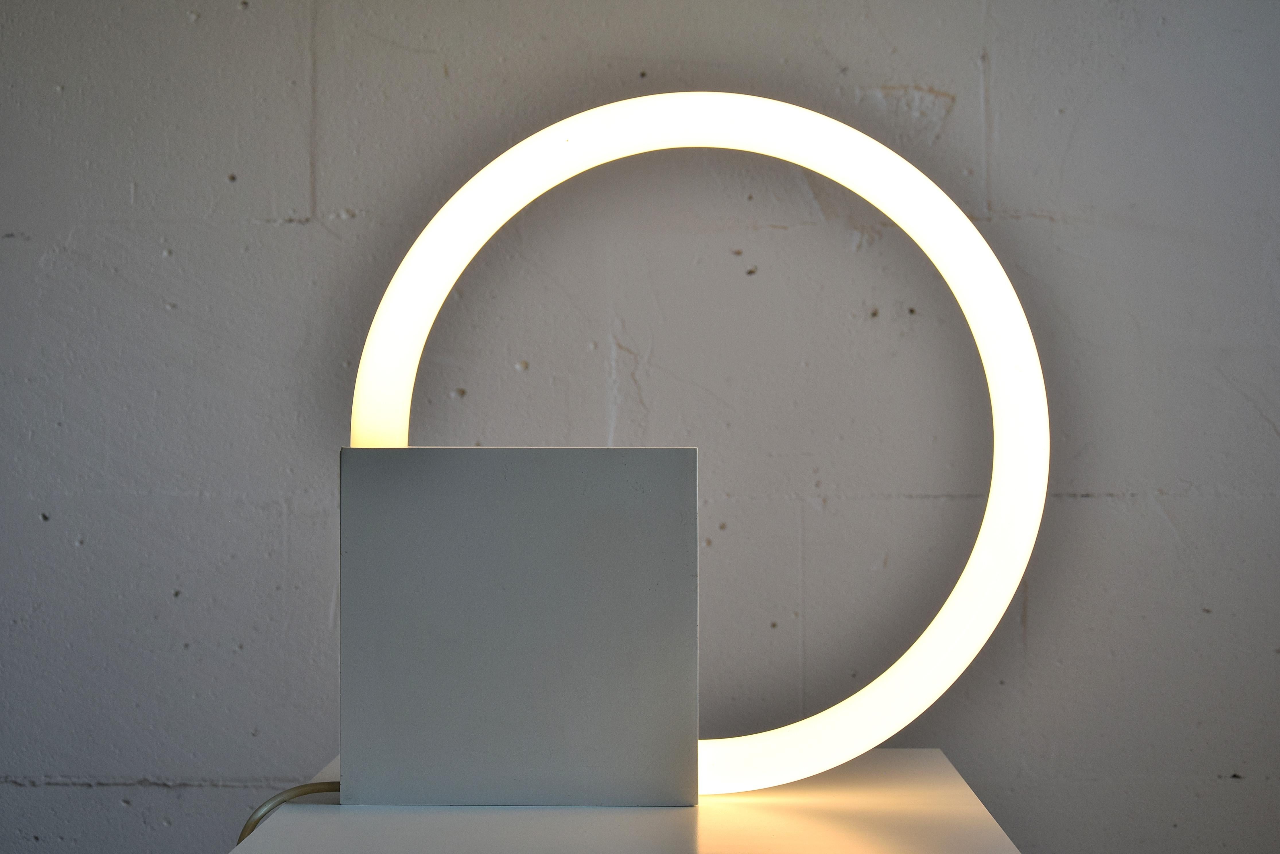 Mid-Century Modern light sculpture TC6 created by Aldo van de Nieuwelaar, the Netherlands, in 1968. Aldo van de Nieuwelaar was inspired by Gerrit Rietveld, de Stijl and Bauhaus. He designed furniture, carpets, lighting, Art sculptures and the