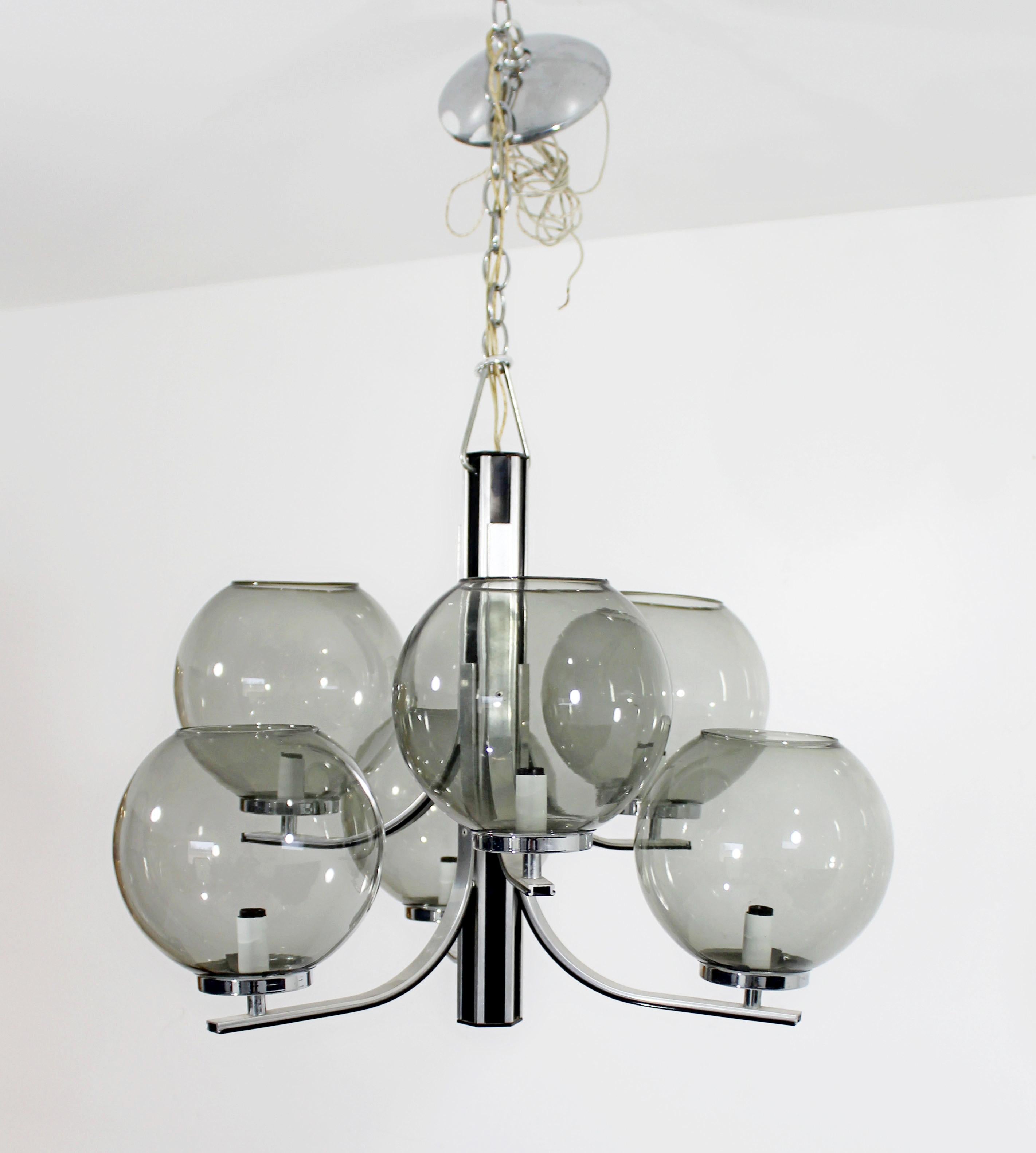 Late 20th Century Mid-Century Modern Lightolier 6 Smoked Glass Globe Chrome Chandelier Fixture