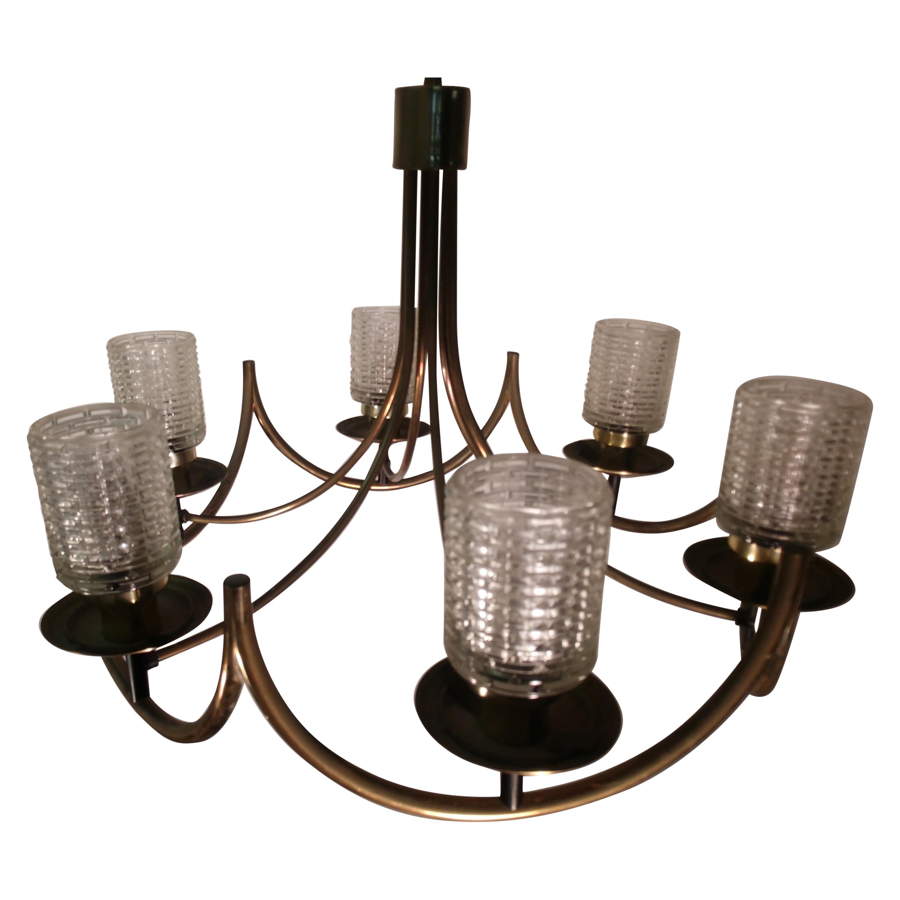 Mid-Century Modern Lightolier Brass with Cast Glass Shades Chandelier For Sale 1