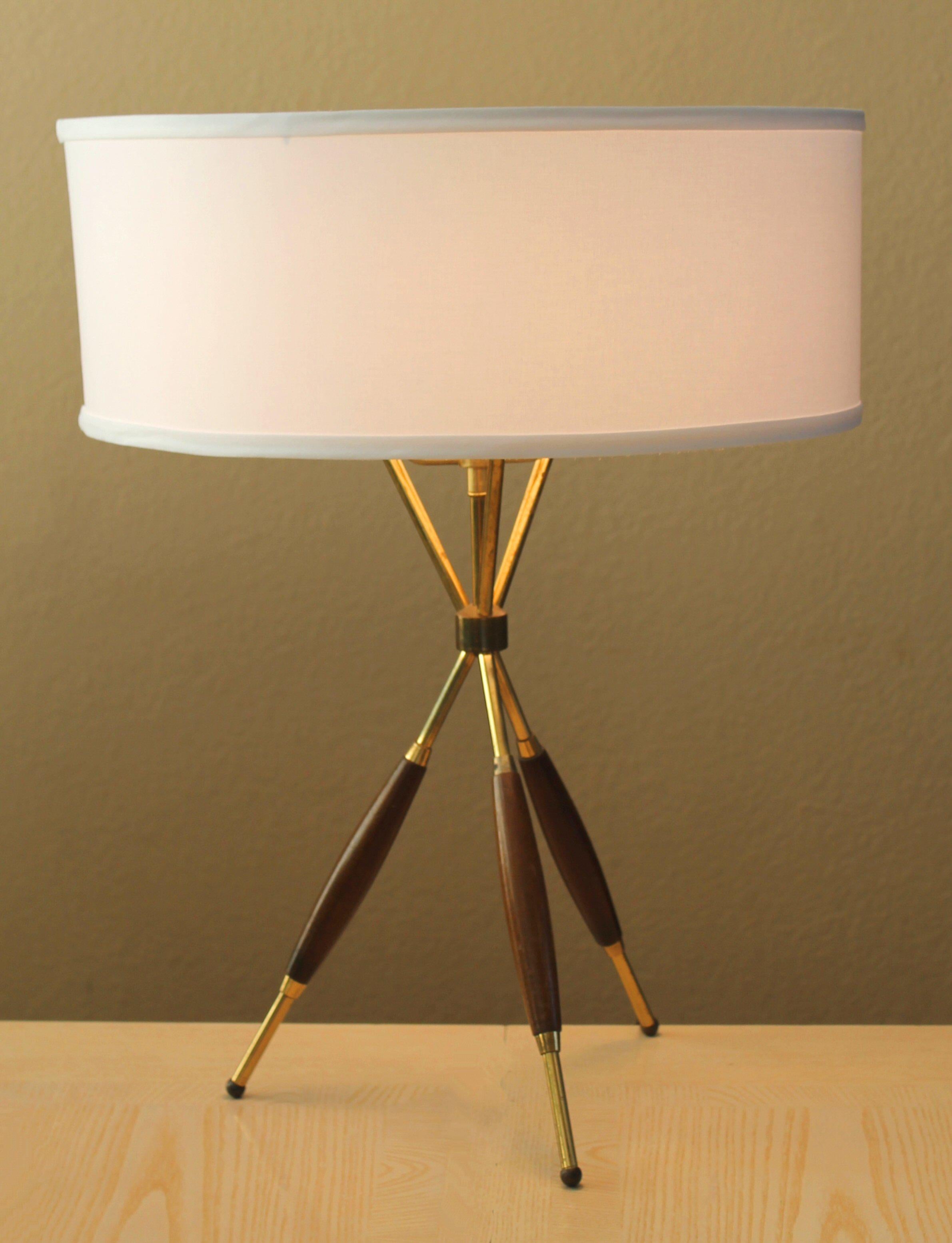 Lampe de table tripode Lightolier moderne du milieu du siècle Gerald Thurston 1954 «Profile » en vente 1