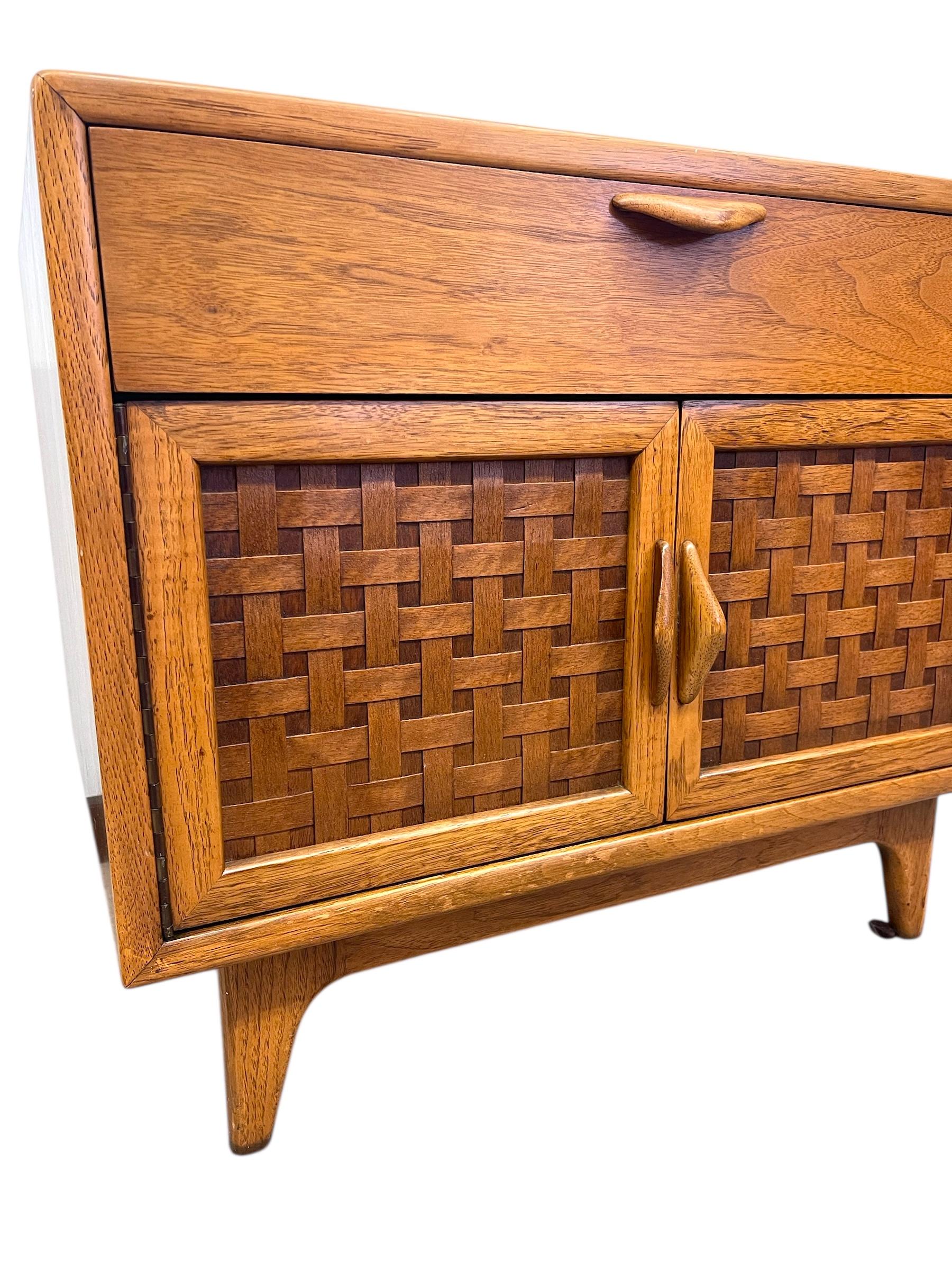 Late 20th Century Mid-Century Modern Likely Oak Woven Front Cabinet by Lane Furniture. For Sale