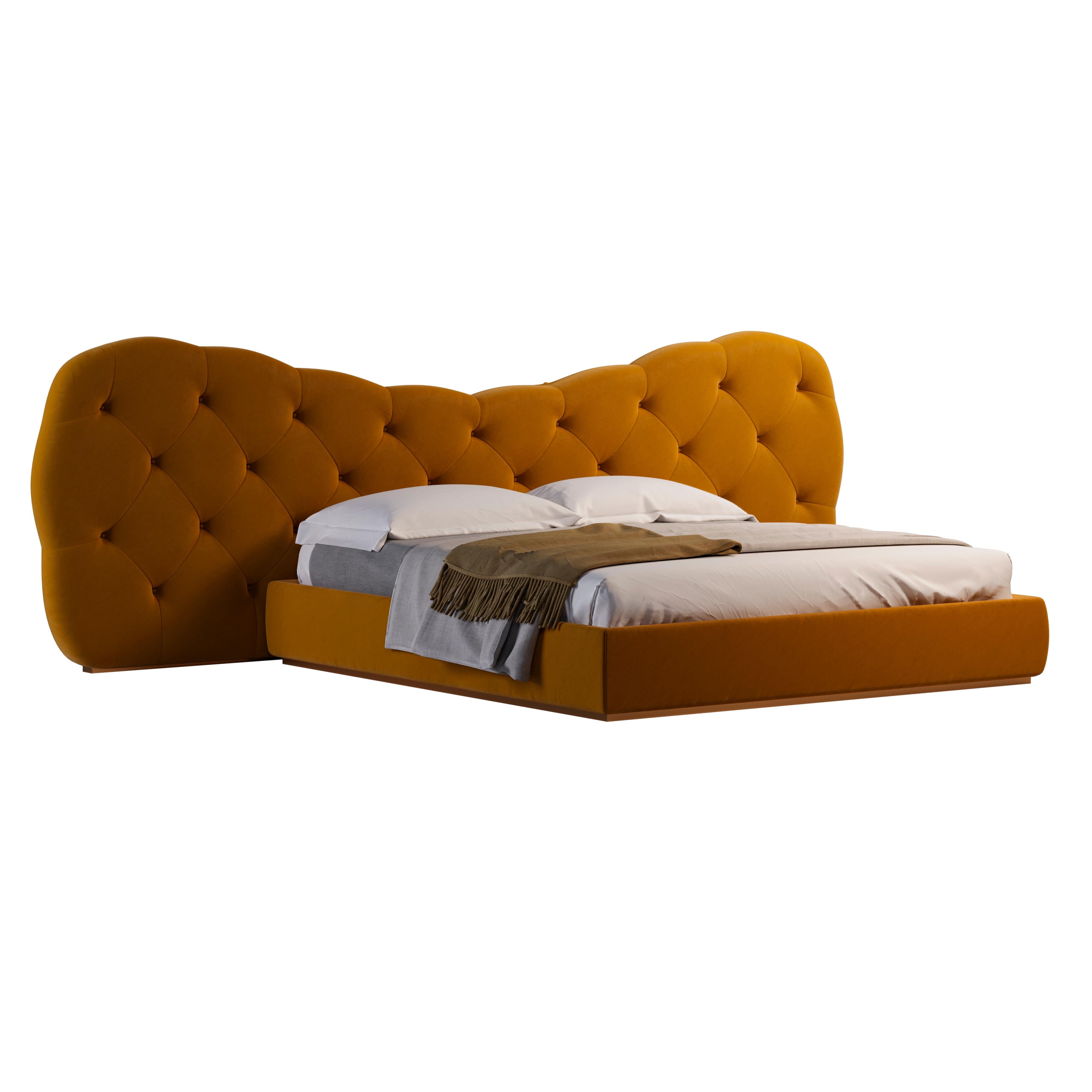 Mid-Century Modern Linda Bed Cotton Velvet Brass Wood by Ottiu In New Condition For Sale In RIO TINTO, PT