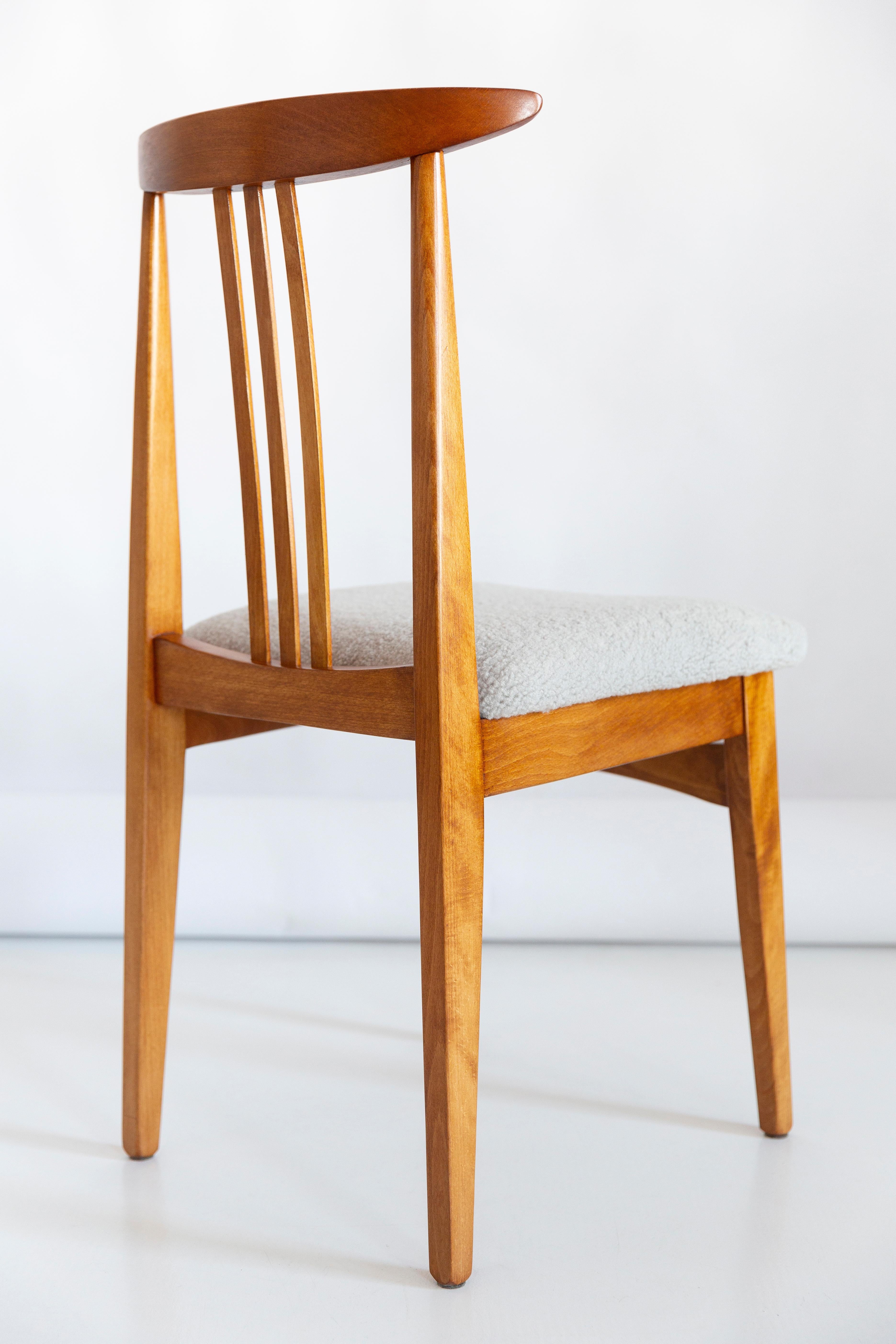 Fatto a mano Sedia in lino boucle moderna di metà secolo, Design M. Zielinski, Europa, anni '60 in vendita