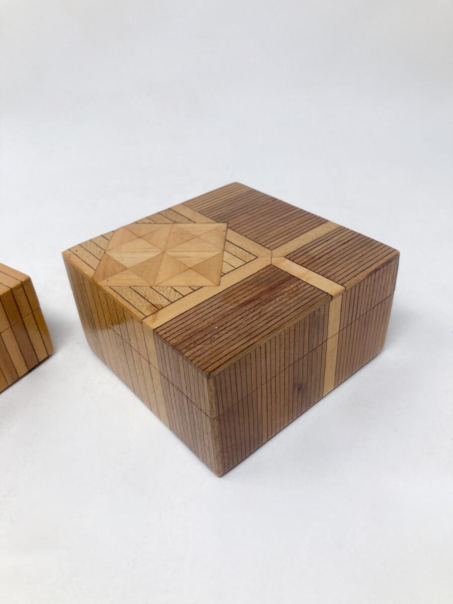 Mid-Century Modern Little Marquetry Boxes For Sale 2