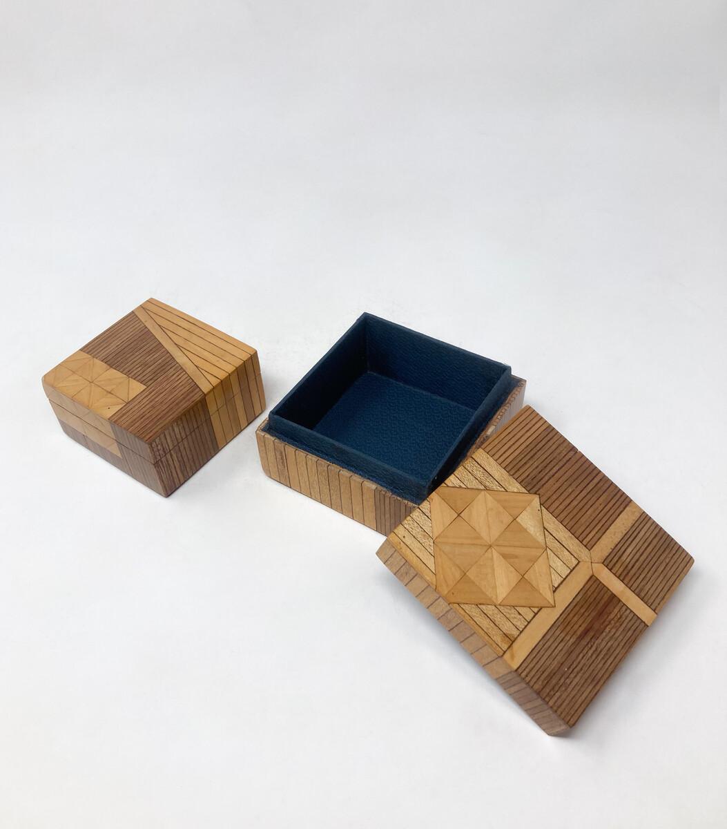 Mid-Century Modern Little Marquetry Boxes For Sale 3