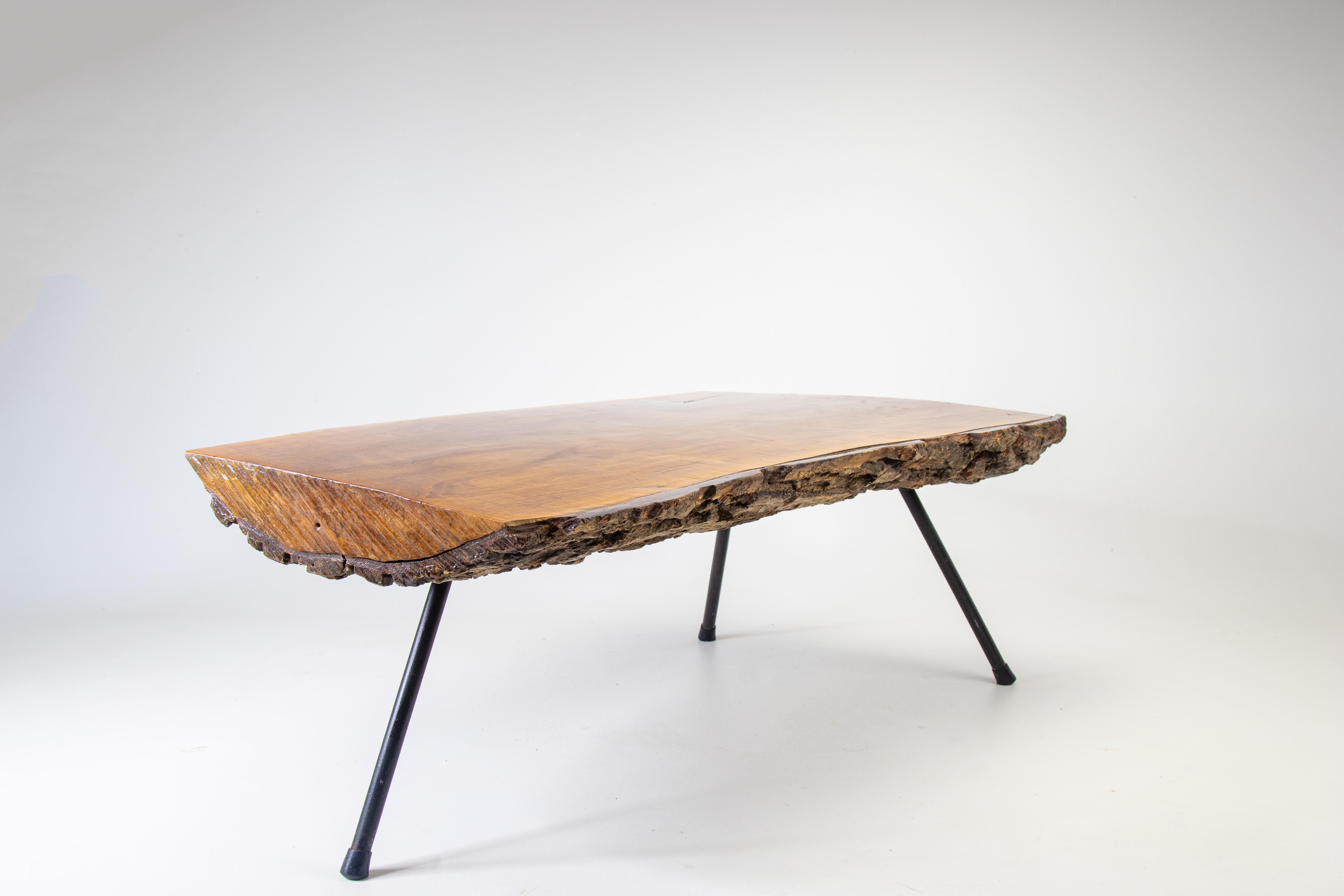 Mid Century Modern Live edge Pine coffee table after Carl Aubock iron legs In Good Condition For Sale In Virginia Beach, VA