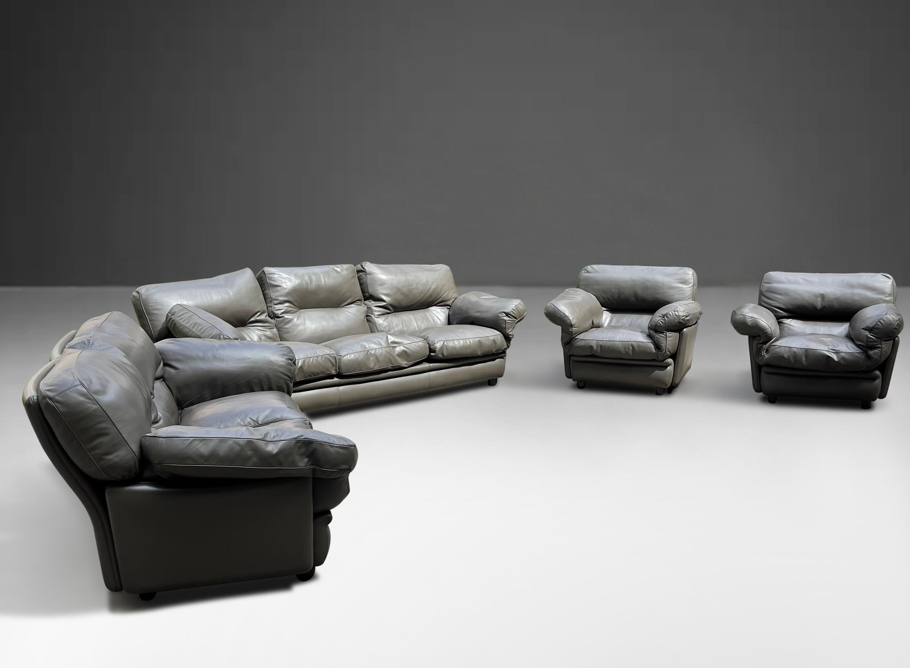 Mid-Century Modern Living Room Set by Paltrona Frau Gray Leather, Italy, 1970s For Sale 1