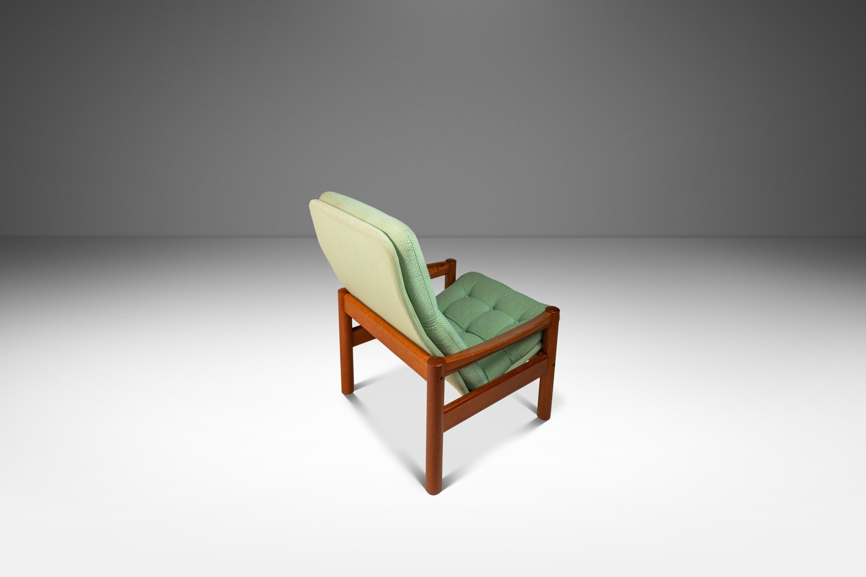 Mid-Century Modern Living Room Set  in Teak by Domino Møbler, Denmark, c. 1970's For Sale 8