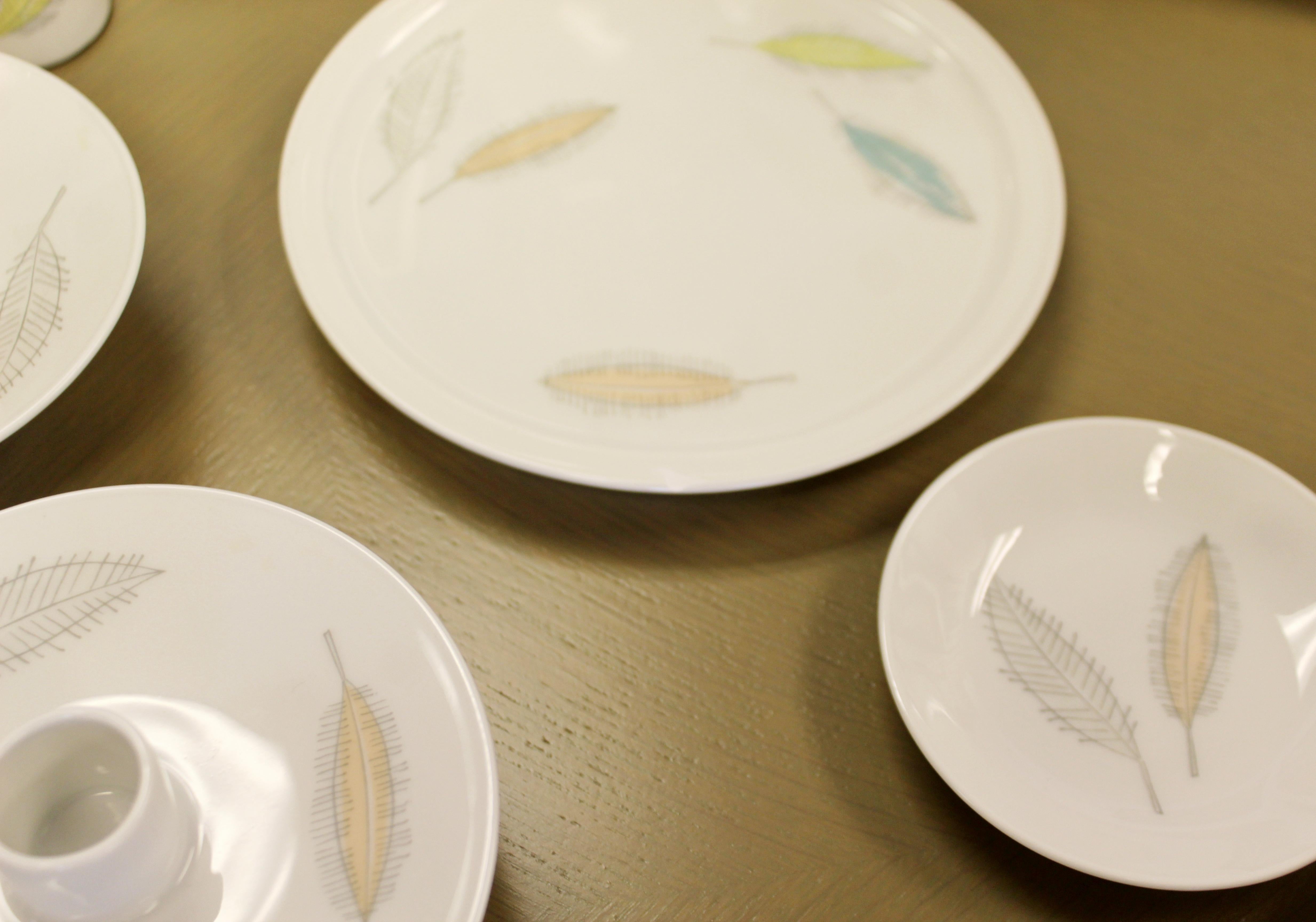 Mid-Century Modern Loewy Rosenthal Porcelain Dinnerware Form 2000 Colored Leaves 2