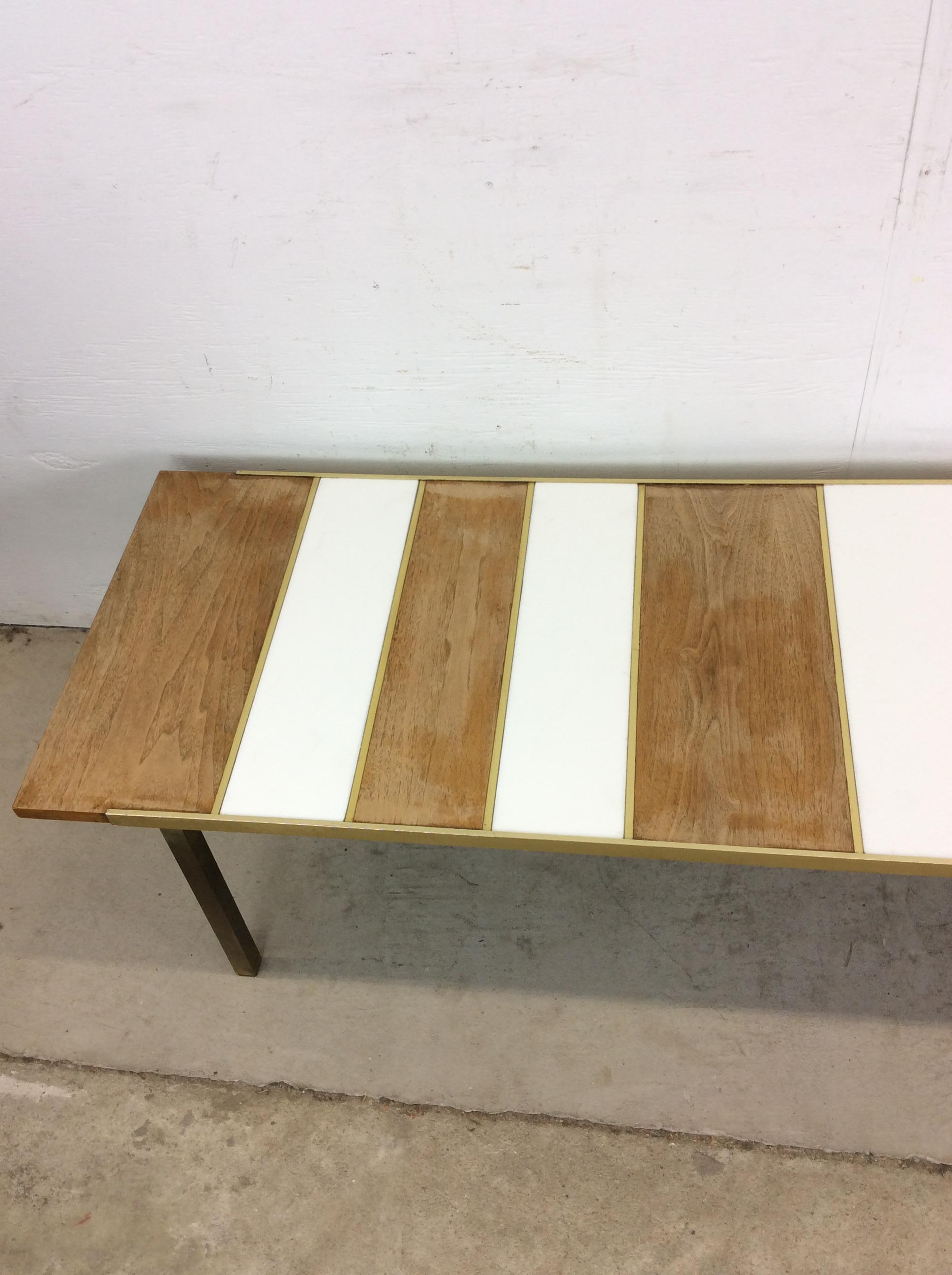 Mid Century Modern Long Coffee Table Styled After Paul McCobb In Good Condition For Sale In Freehold, NJ